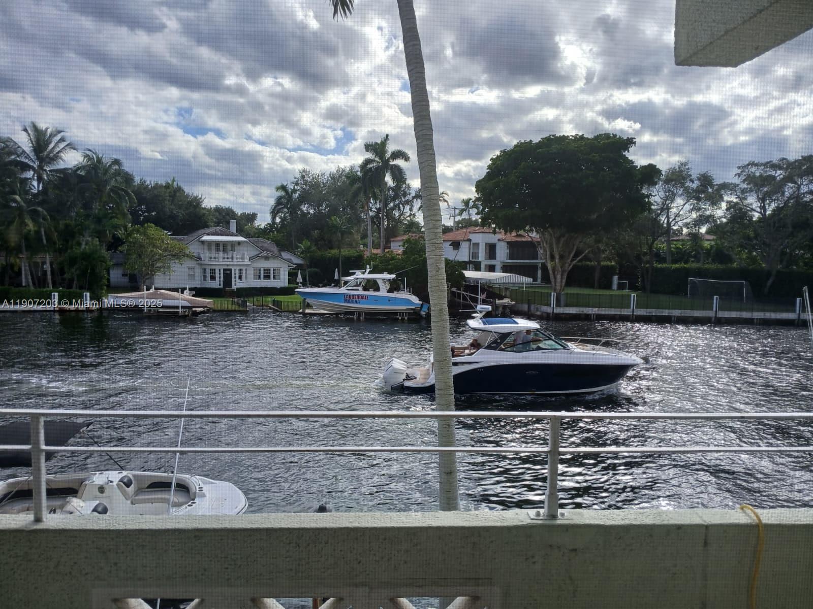 Riverview Garden Apartmen