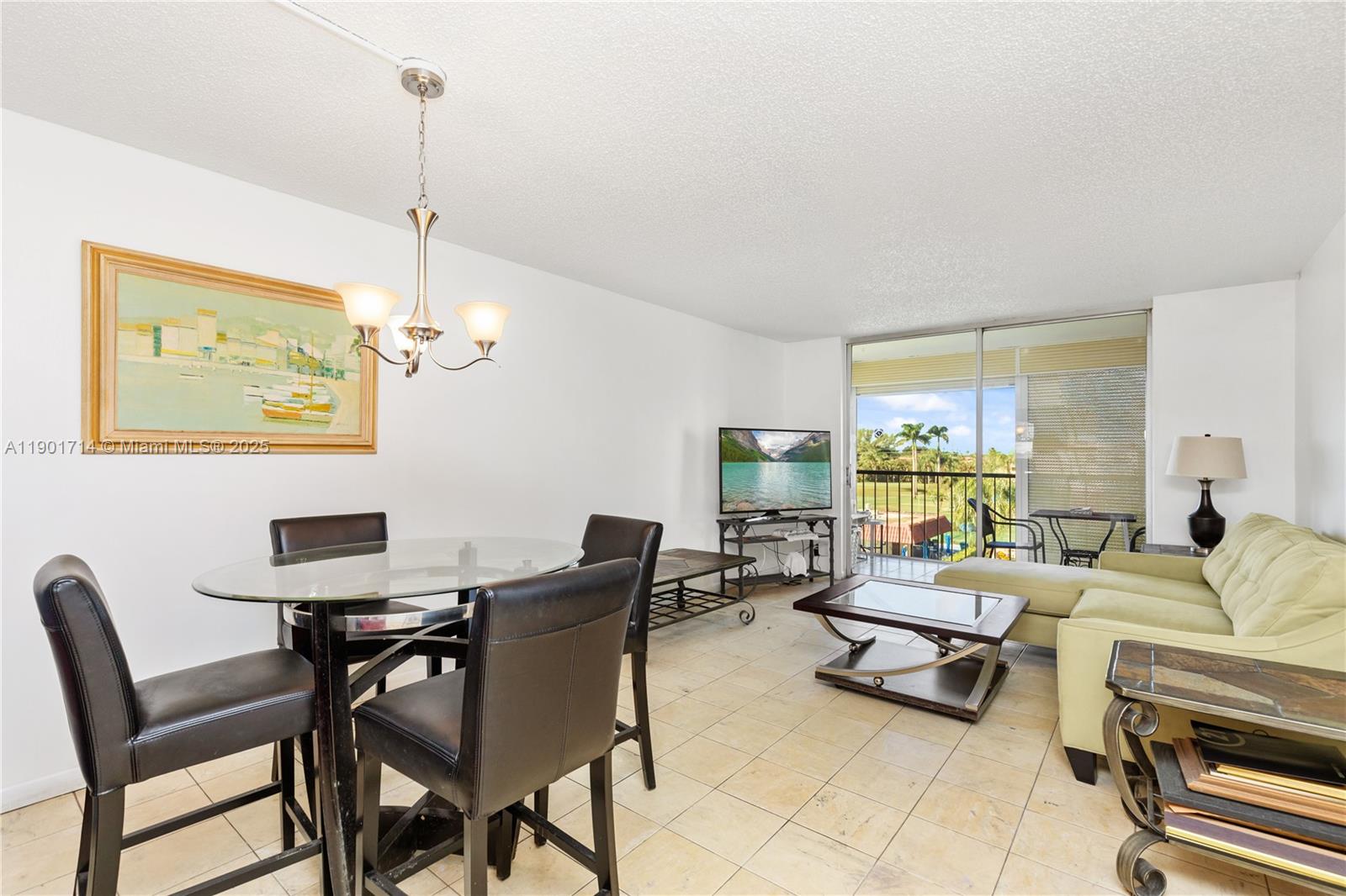Homes for sale in Pembroke Pines, FL | 8900 Washington Blvd #404, Pembroke Pines, FL 33025 | MLS# A11901714