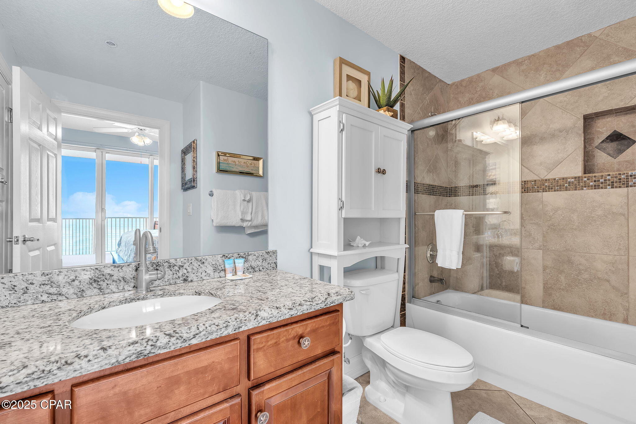 Image 16 For 17643 Front Beach  1605