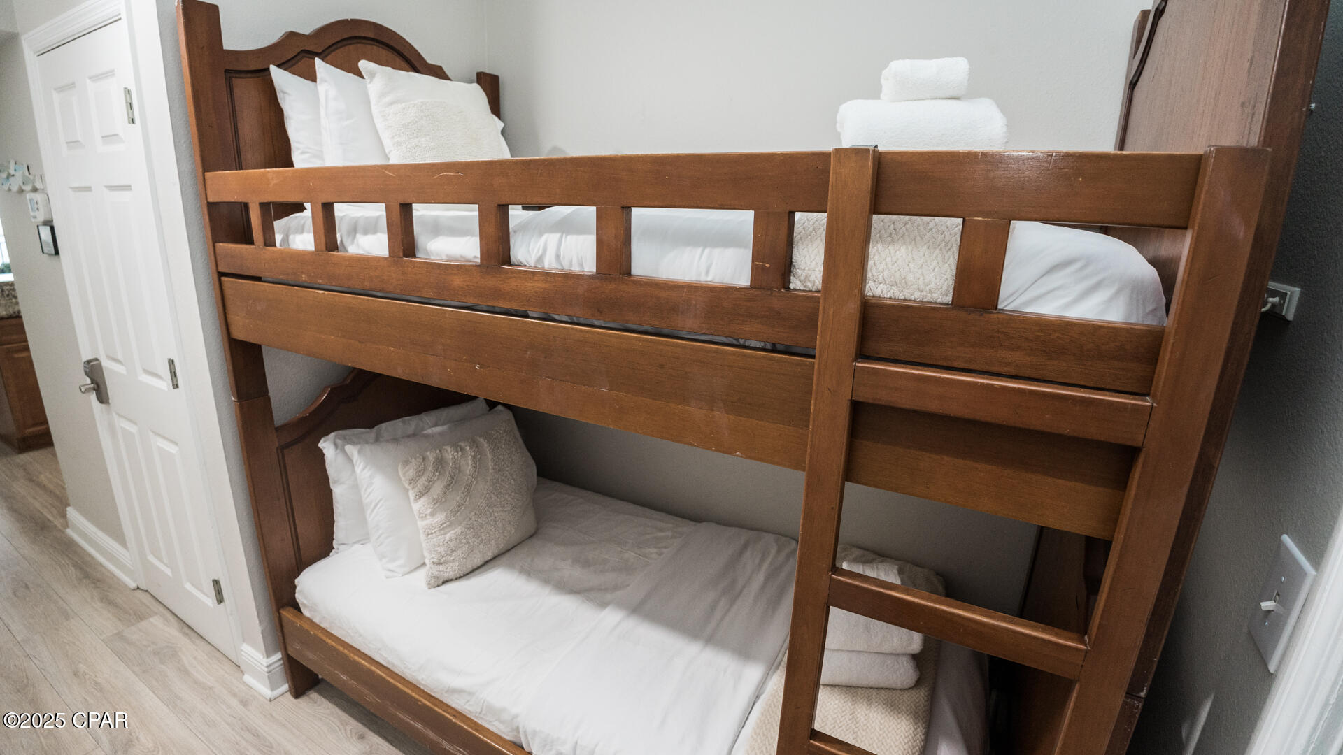 Image 14 For 14701 Front Beach Road 1831