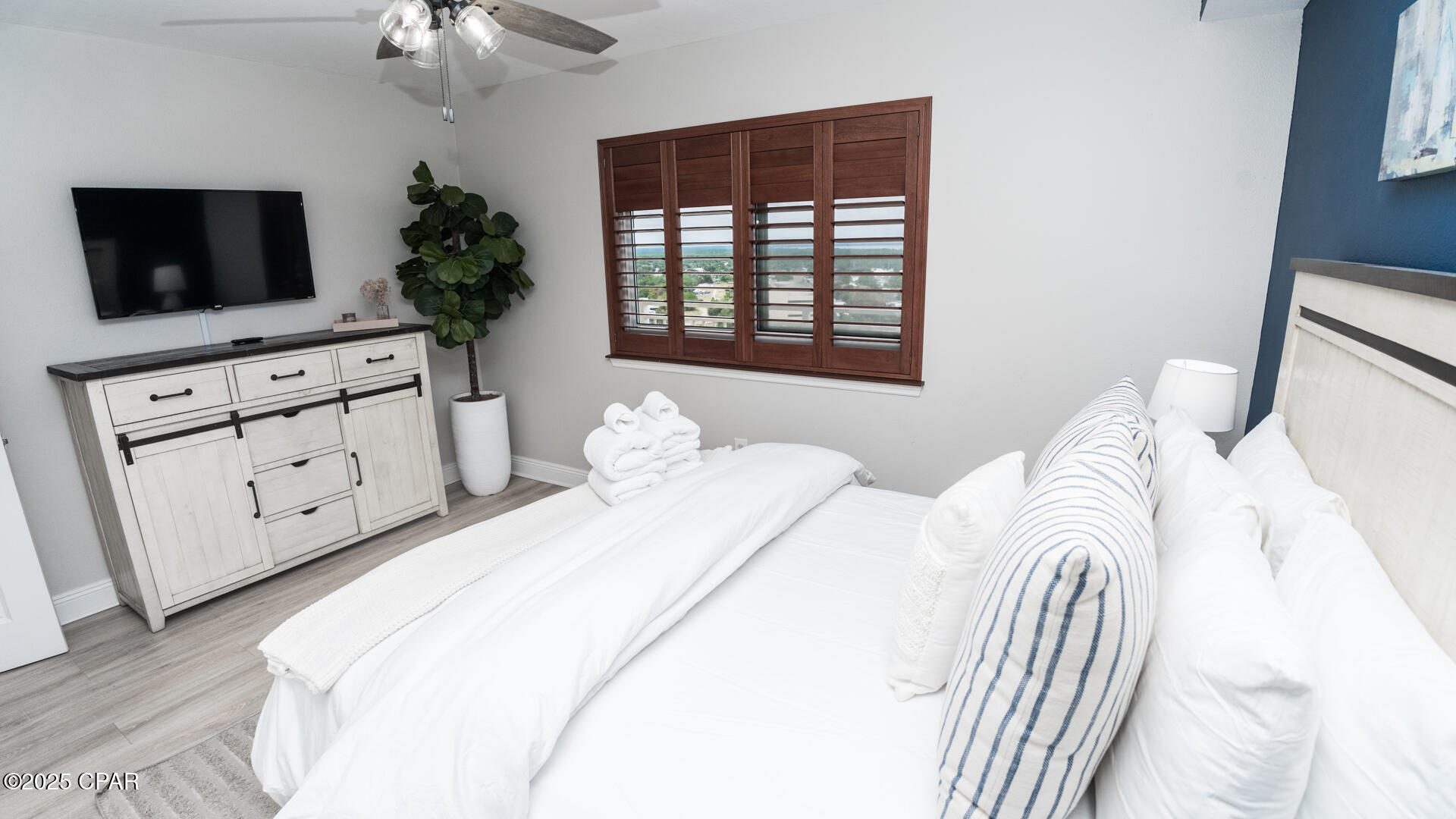 Image 16 For 14701 Front Beach Road 1831