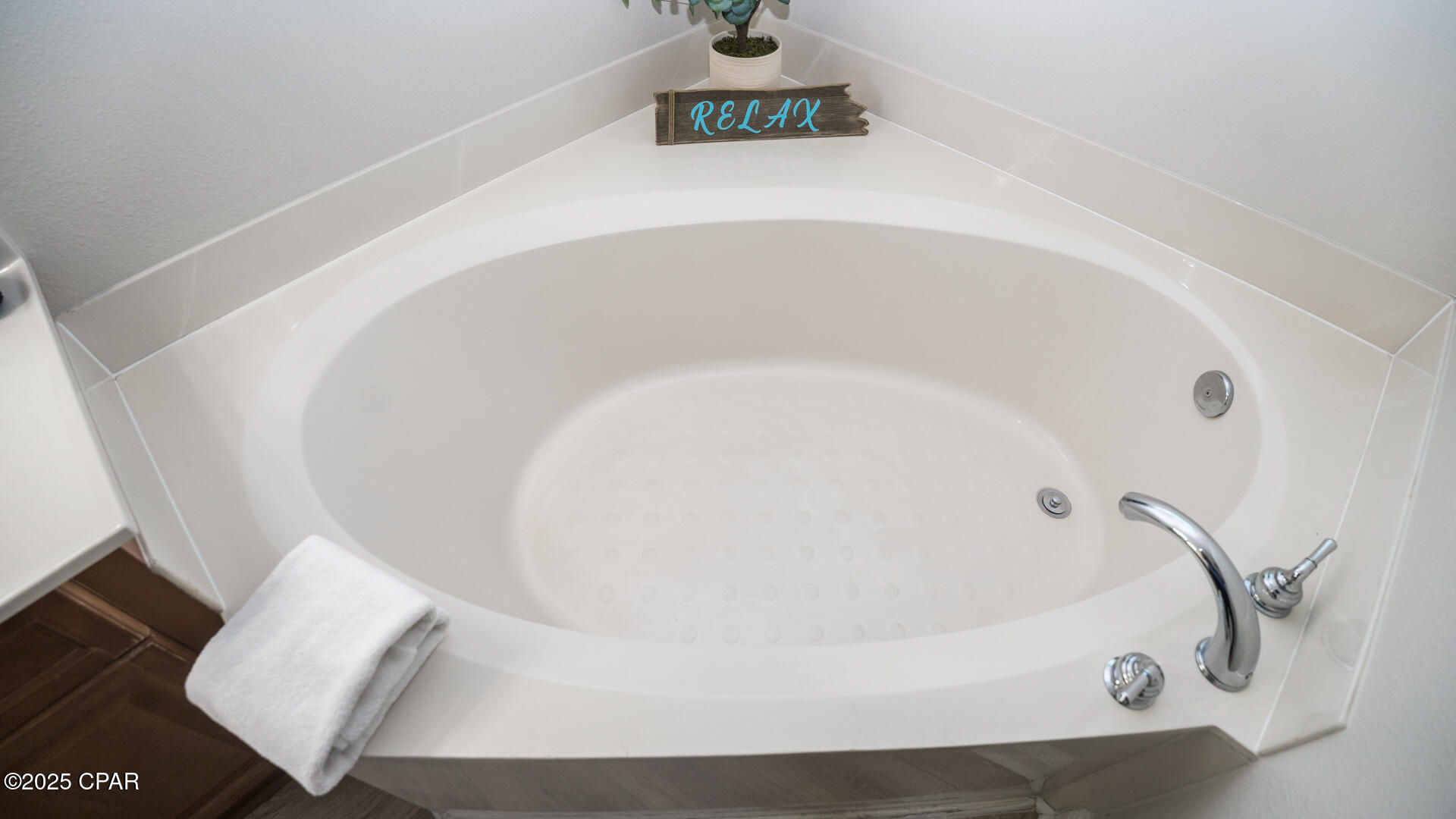 Image 36 For 14701 Front Beach Road 1831