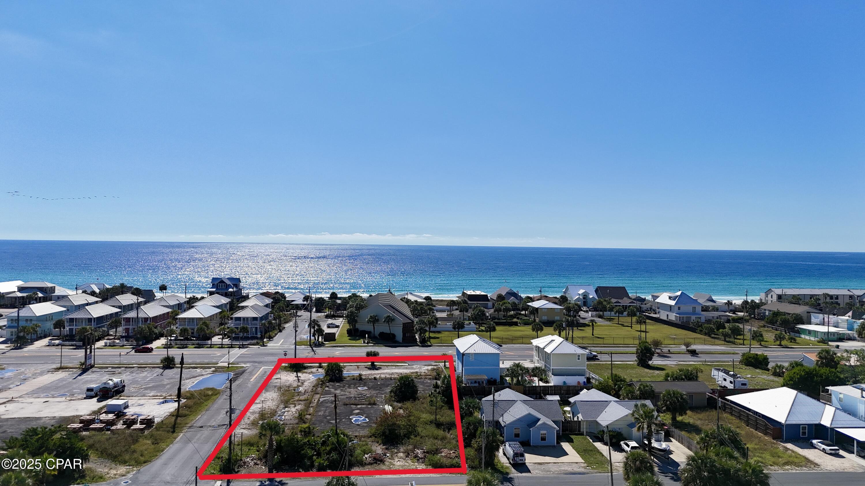 5518 Thomas Drive, Panama City Beach, FL 32408 thumbnail, photo 2 of 13