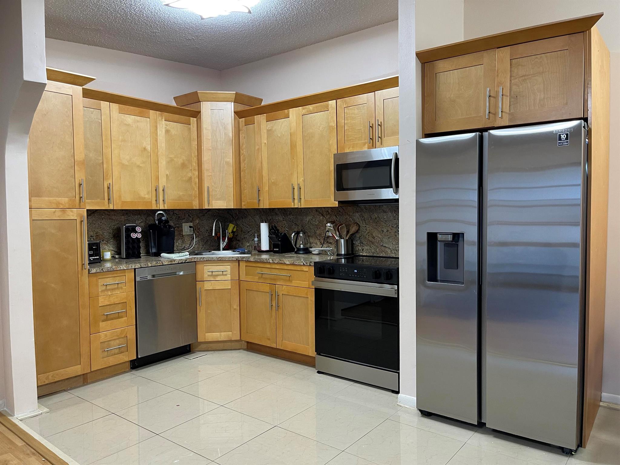 Belfort Condominium H