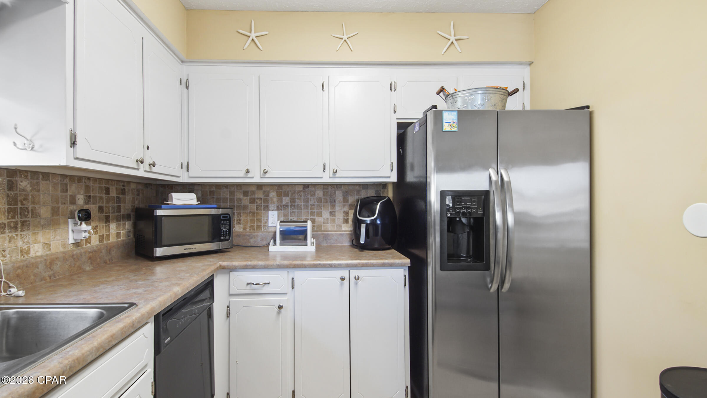 Image 10 For 6910 Beach Drive