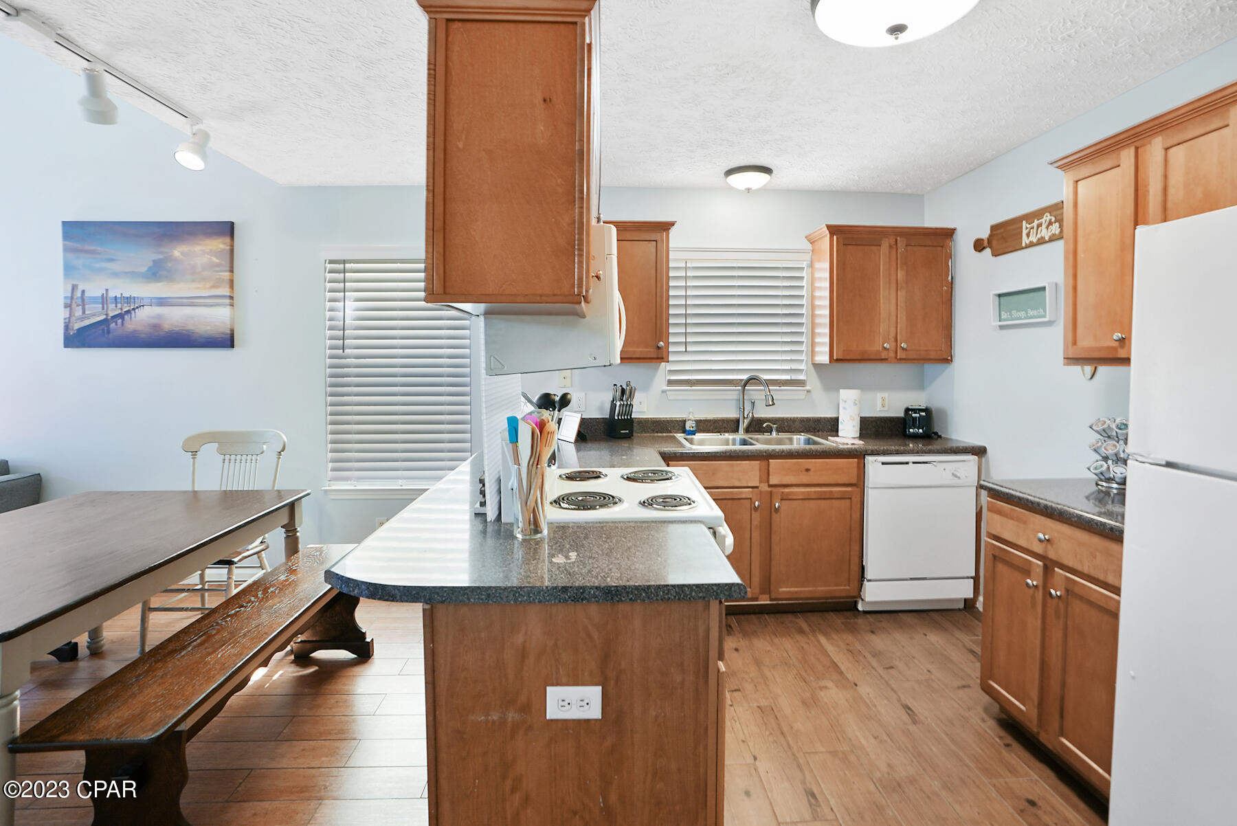 Image 17 For 123 White Cap Way