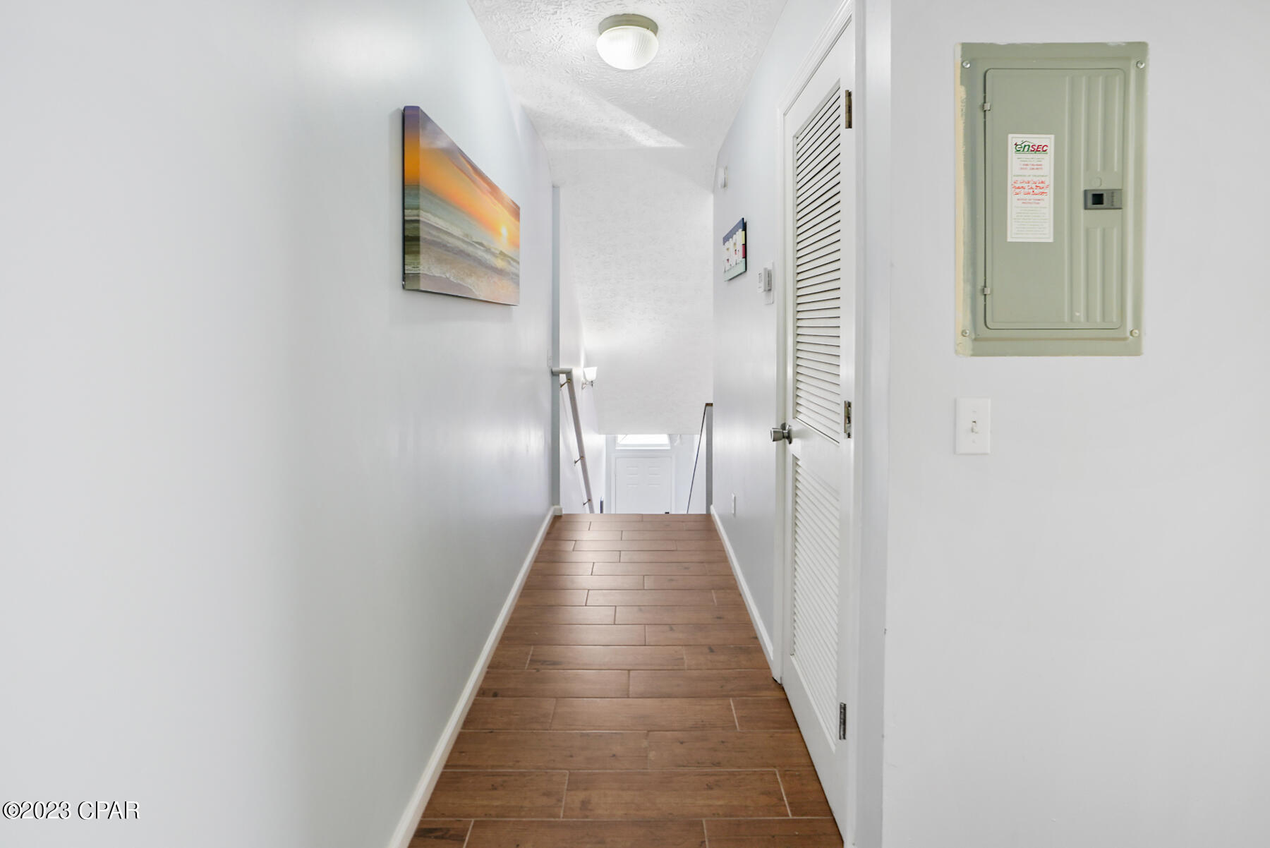 Image 21 For 123 White Cap Way