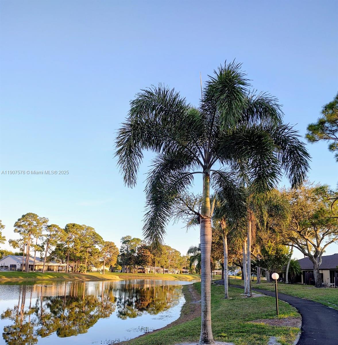 Pine Ridge South IV Condo