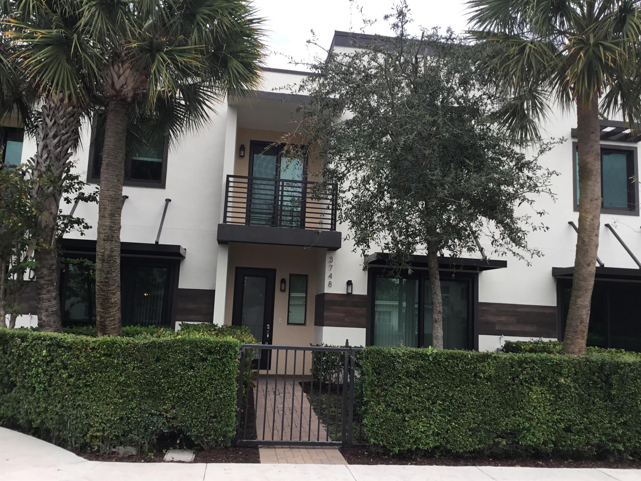 Townhomes At Conniston