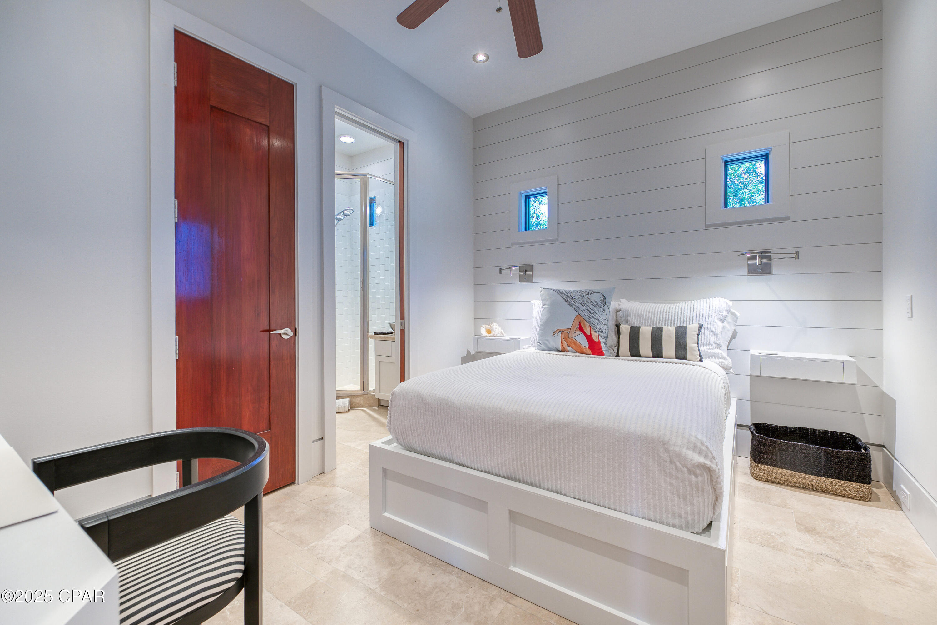 Image 12 For 210 Village Way