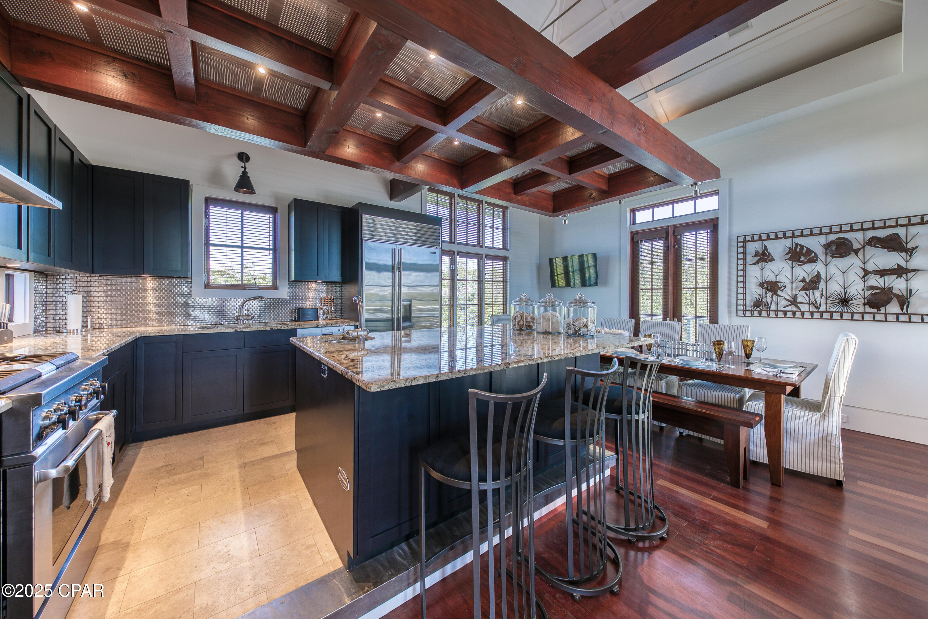 Listing photo id 15 for 210 Village Way