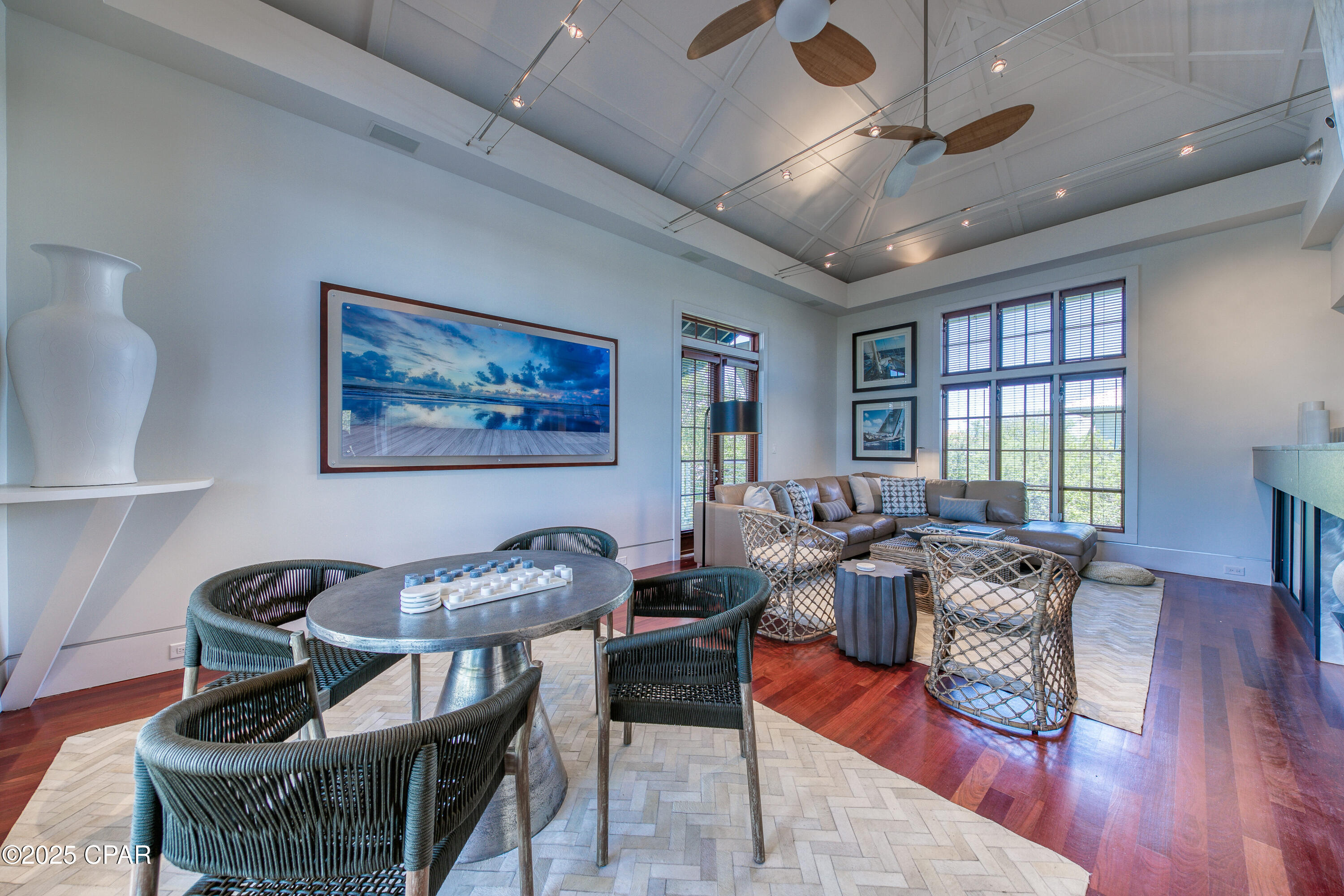 Listing photo id 22 for 210 Village Way