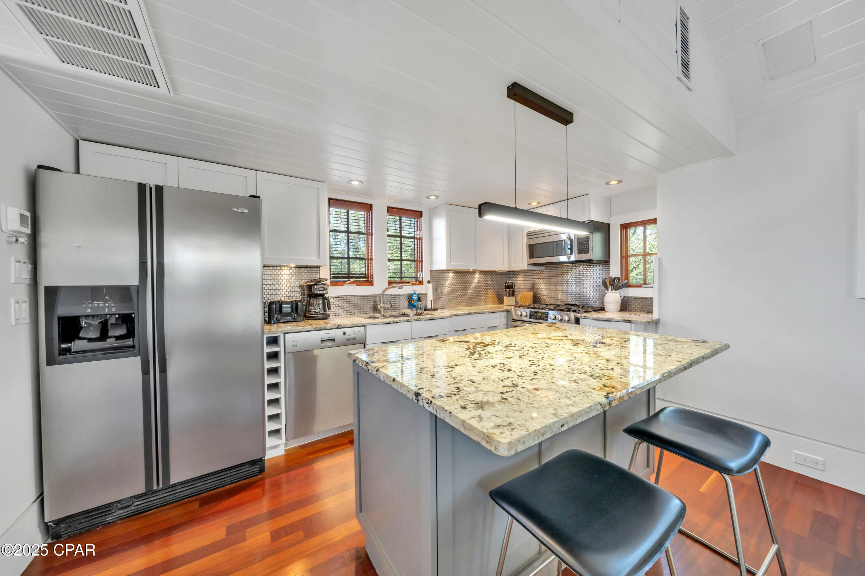 Listing photo id 36 for 210 Village Way