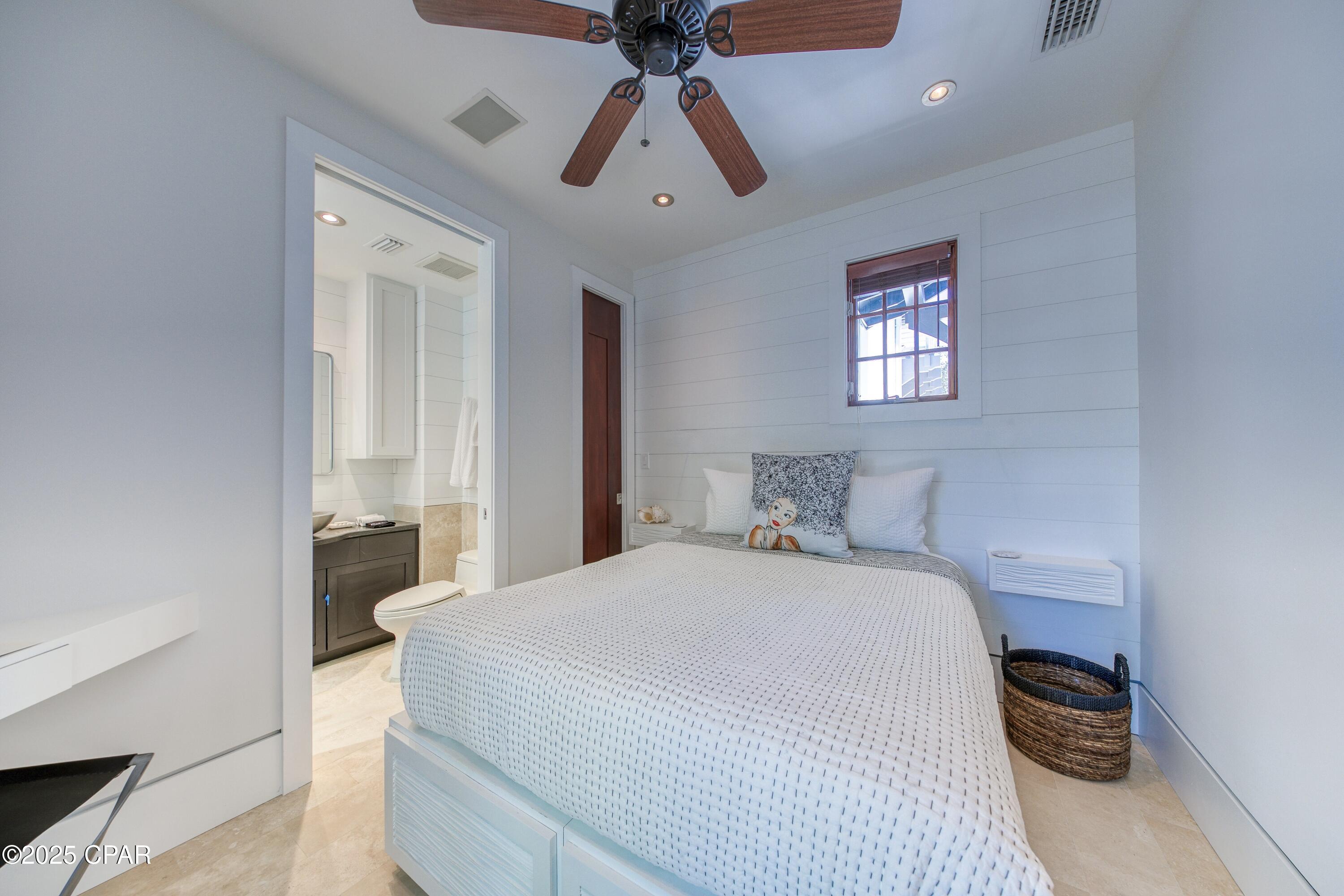 Image 38 For 210 Village Way