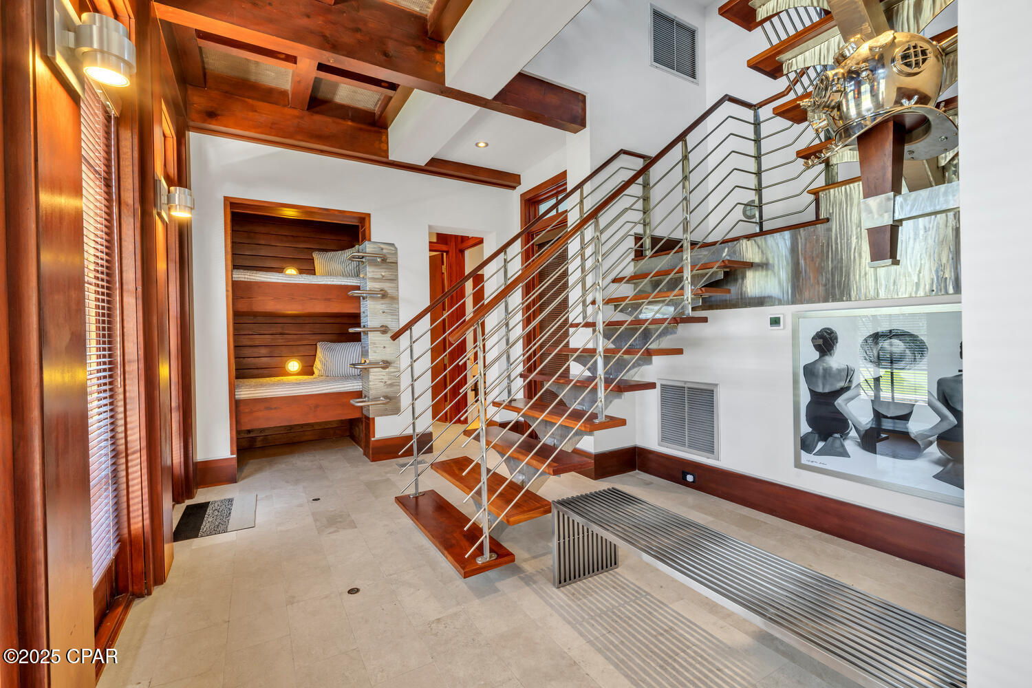 Listing photo id 8 for 210 Village Way