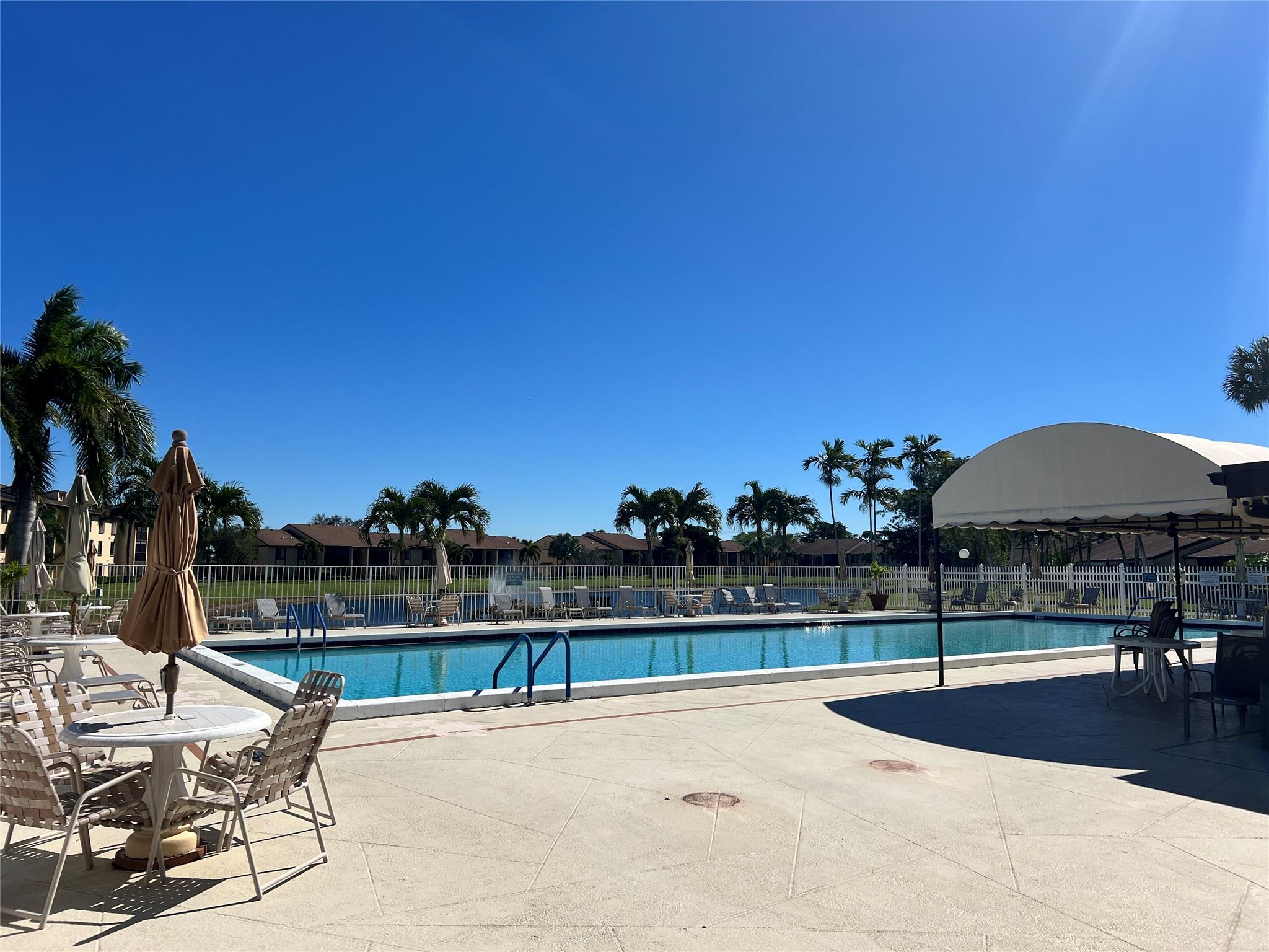 Homes for sale in Greenacres, FL | 822 Sky Pine Way #E2, Greenacres, FL 33415 | MLS# F10534757