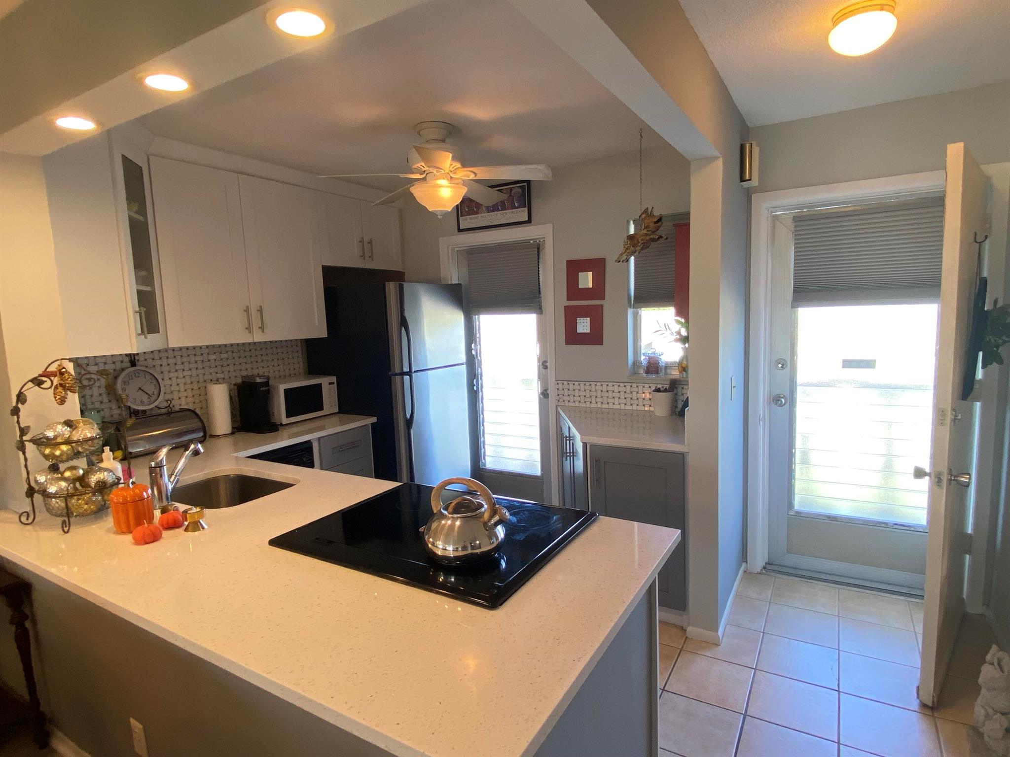 Village Royale Condo 3