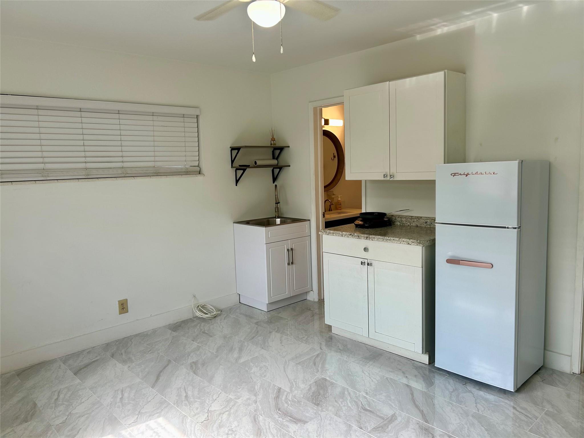 Pompano Shores 27-47 B