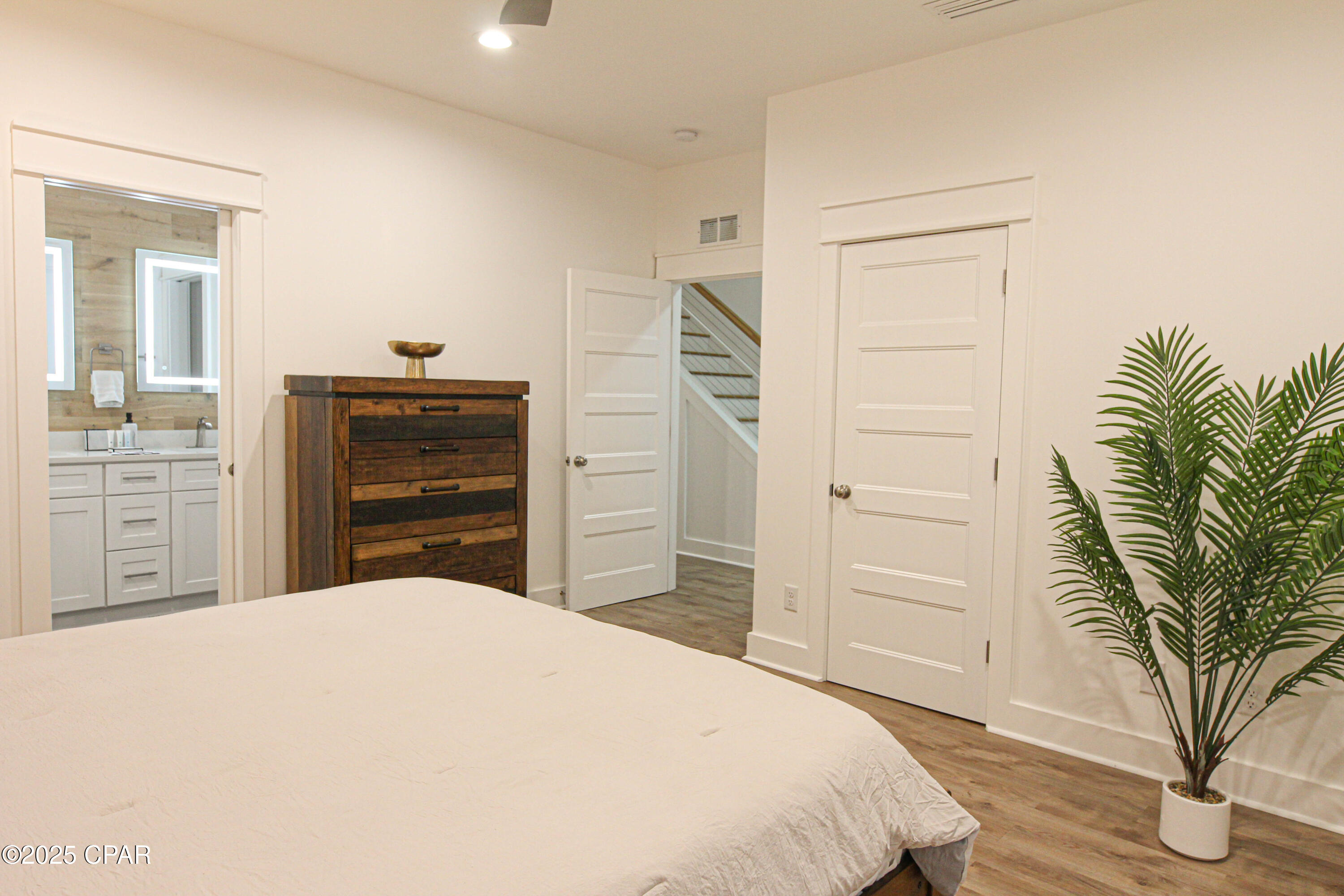 Image 13 For 6324 Sunset Avenue