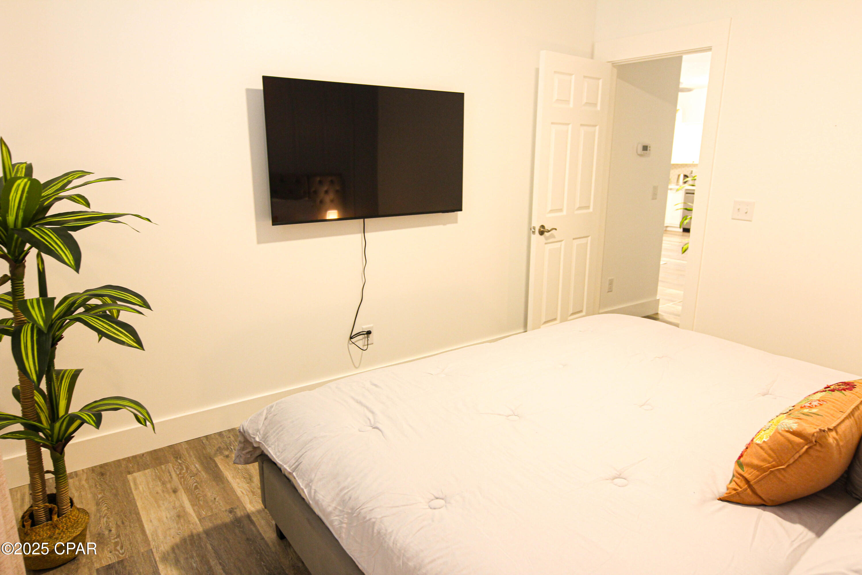 Image 54 For 6324 Sunset Avenue