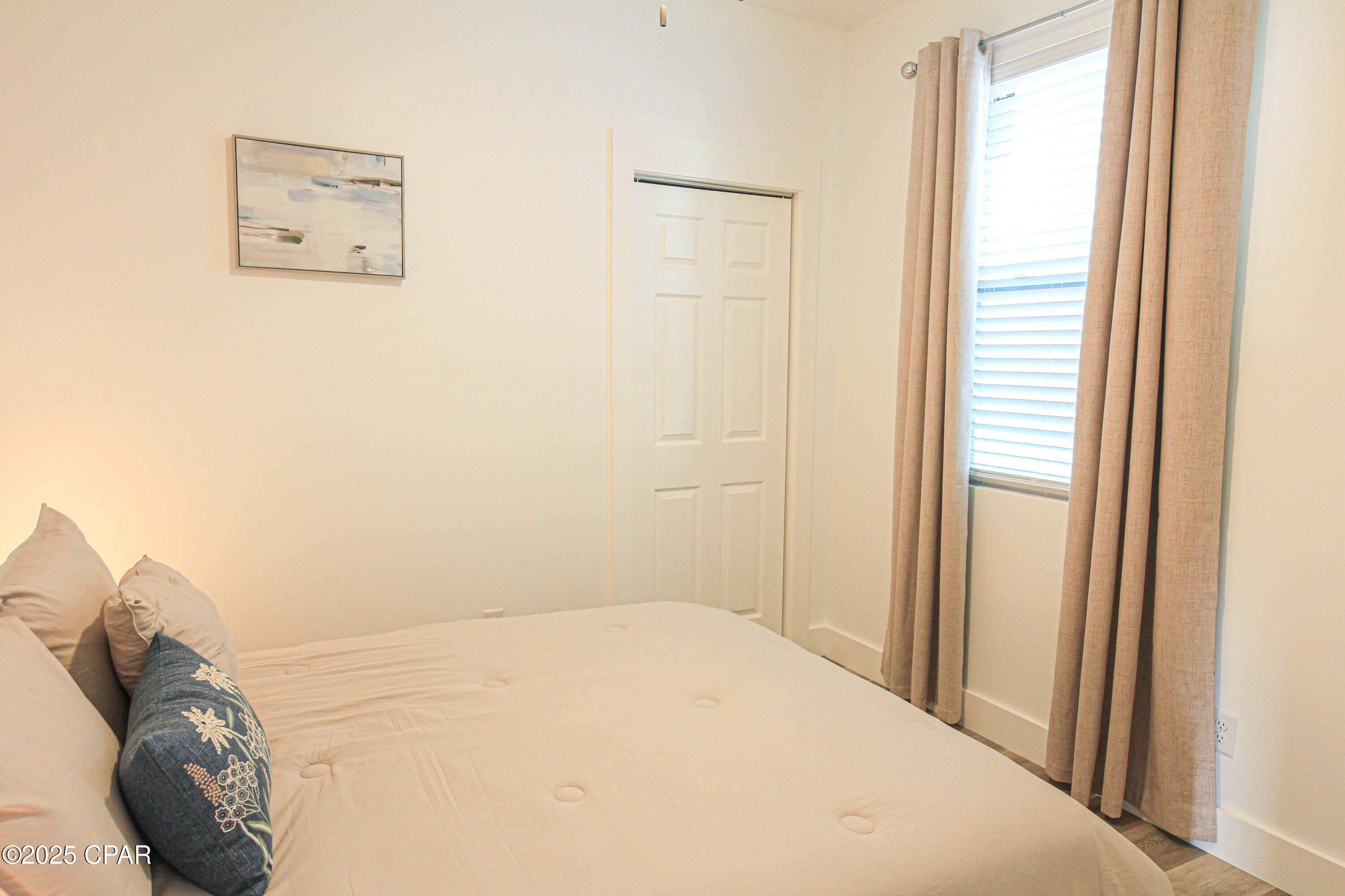 Image 60 For 6324 Sunset Avenue