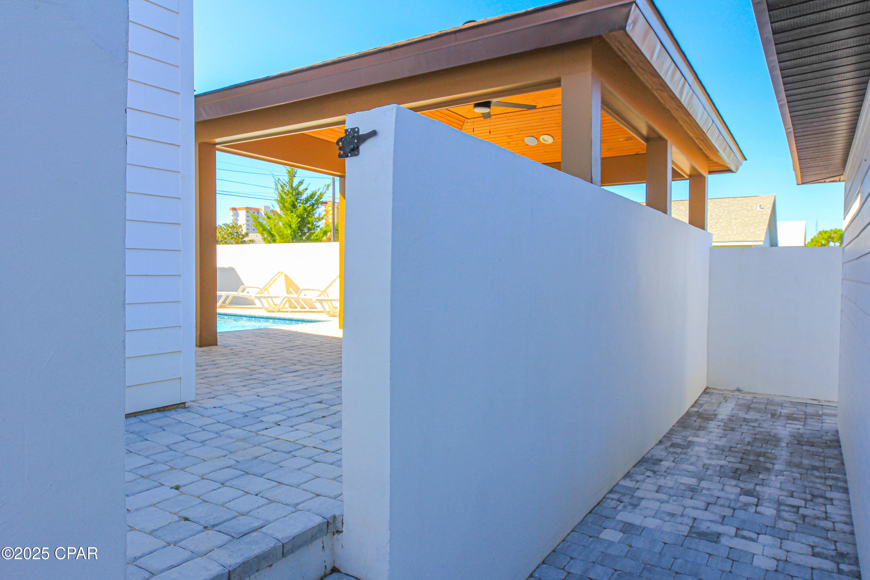 Image 64 For 6324 Sunset Avenue