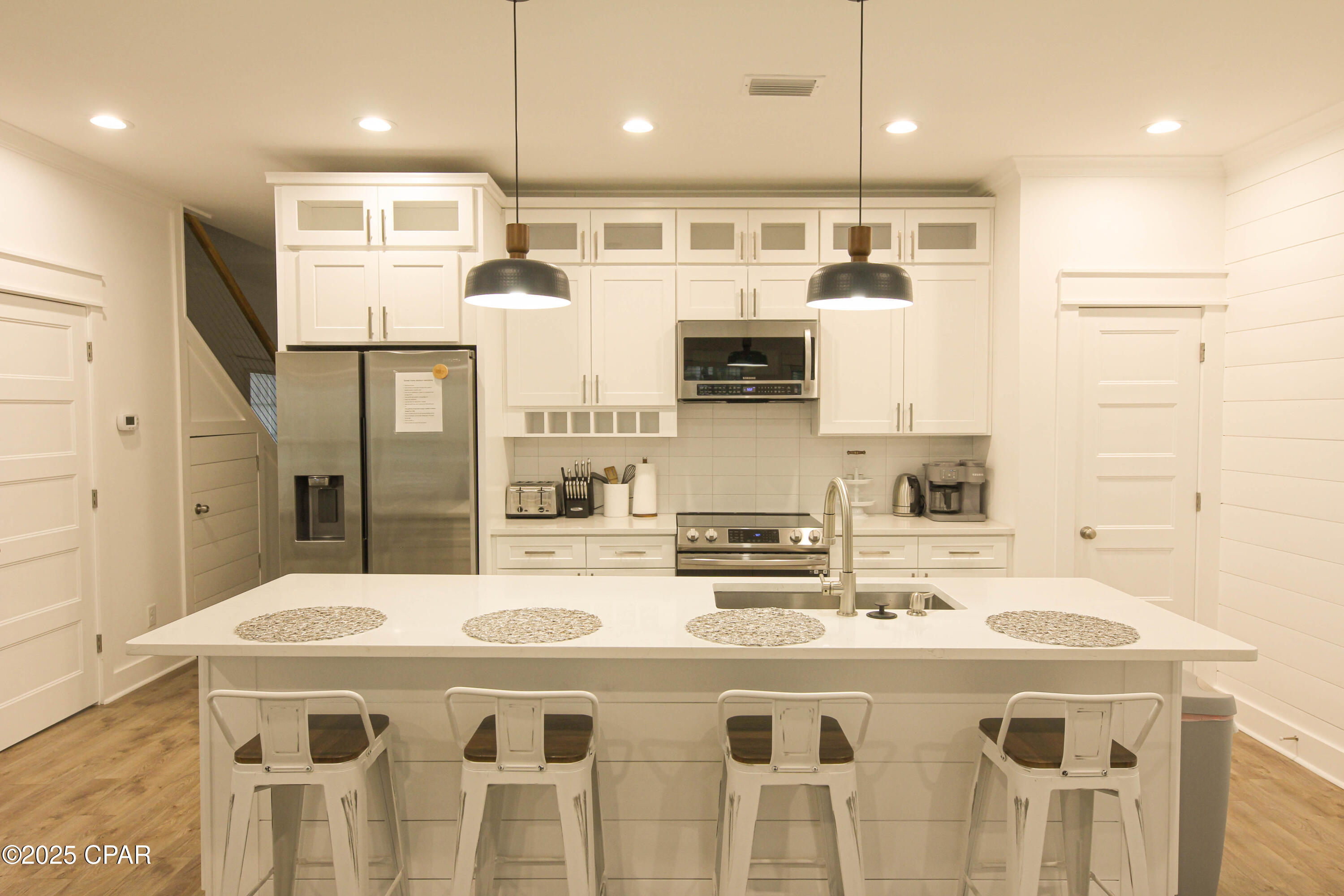 Image 9 For 6324 Sunset Avenue