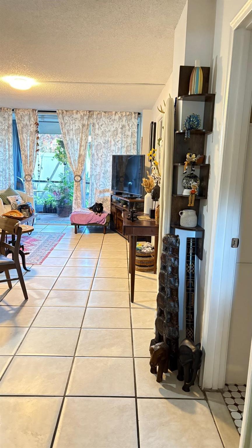 Homes for sale in Oakland Park, FL | 118 Royal Park Dr #1F, Oakland Park, FL 33309 | MLS# F10534849