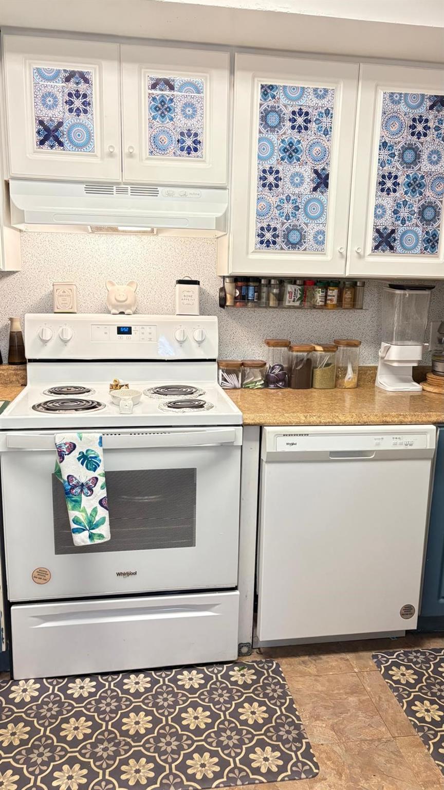 Homes for sale in Oakland Park, FL | 118 Royal Park Dr #1F, Oakland Park, FL 33309 | MLS# F10534849