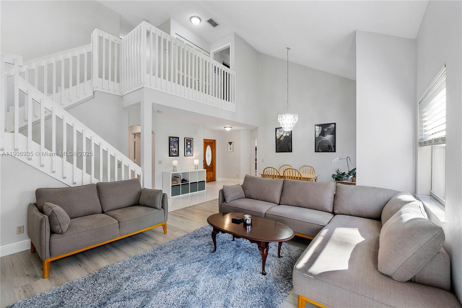  , Davie, Florida 33328