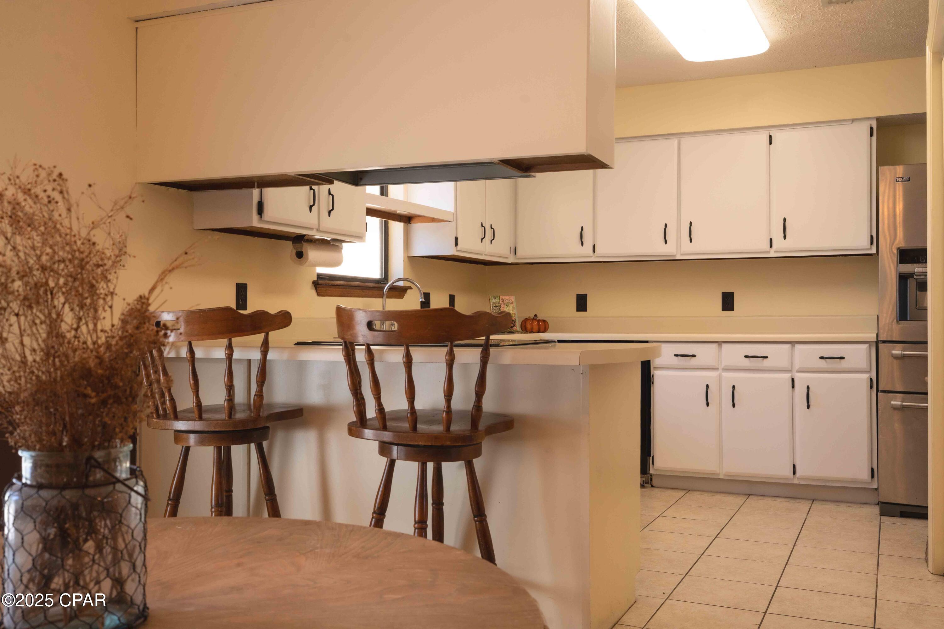 Image 10 For 585 Lagoon Oaks Drive