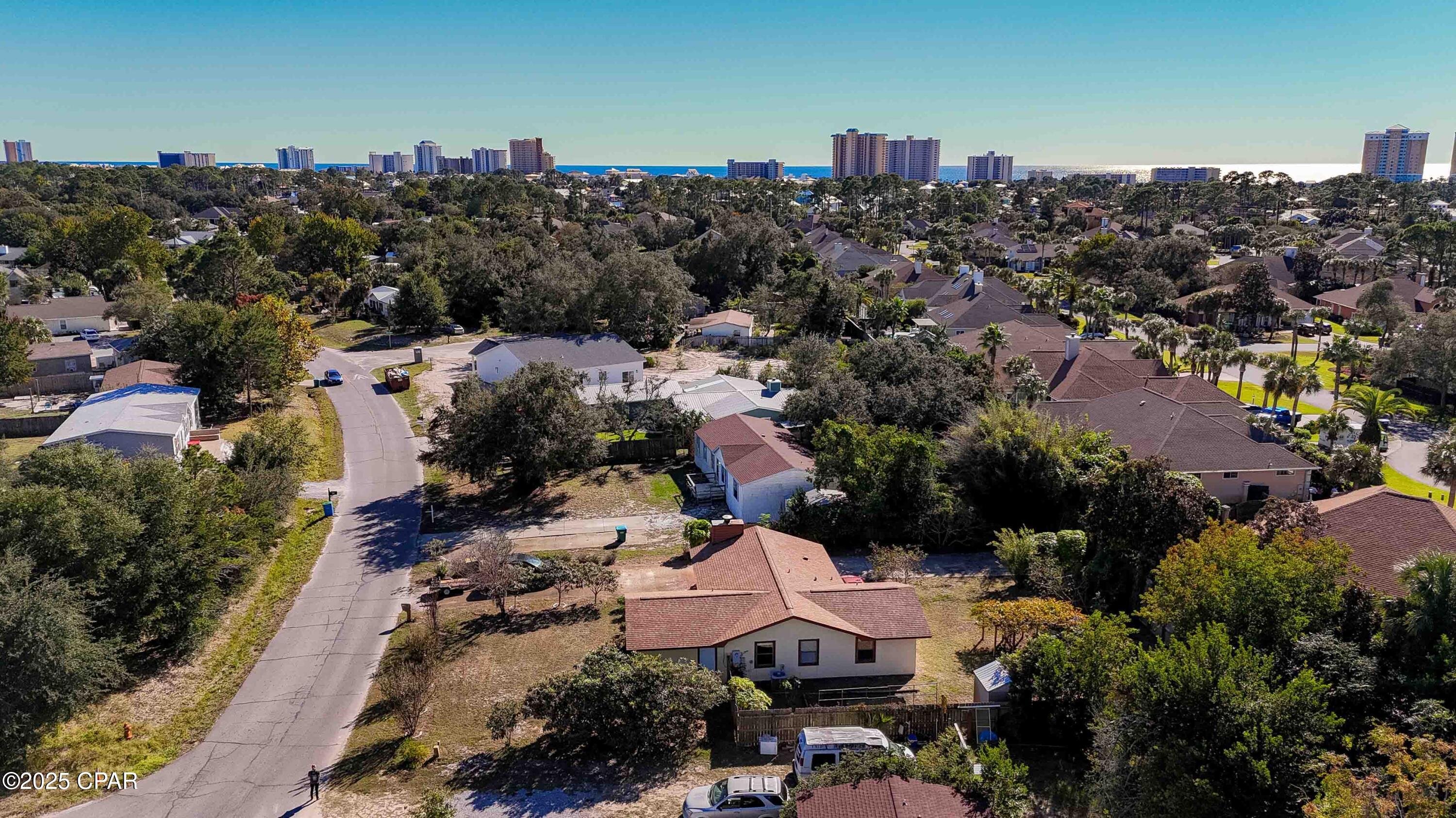 Image 2 For 585 Lagoon Oaks Drive