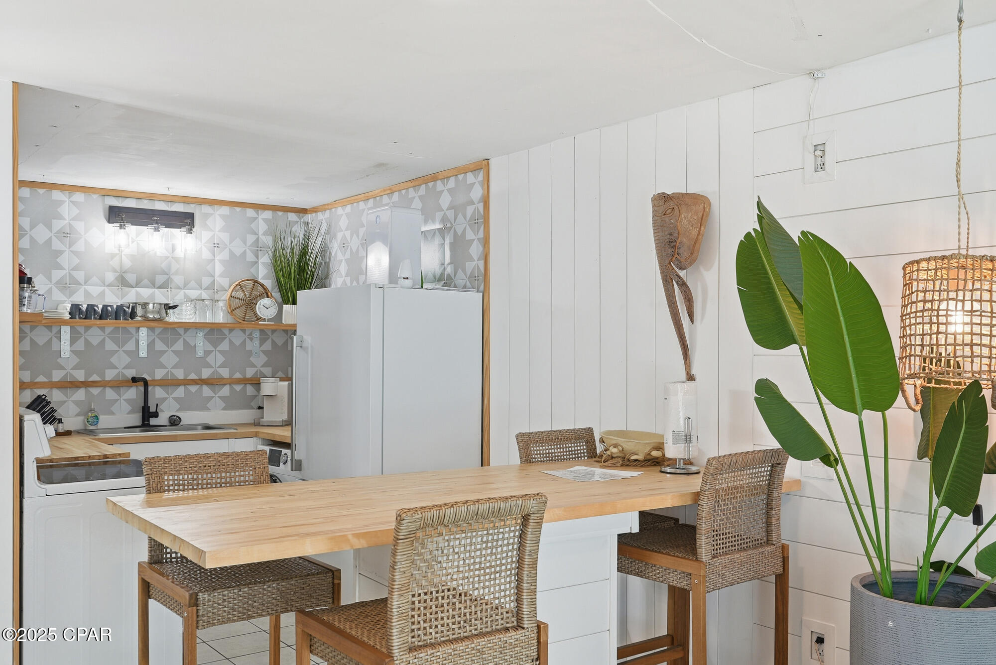 Image 19 For 8743 Thomas Drive  331