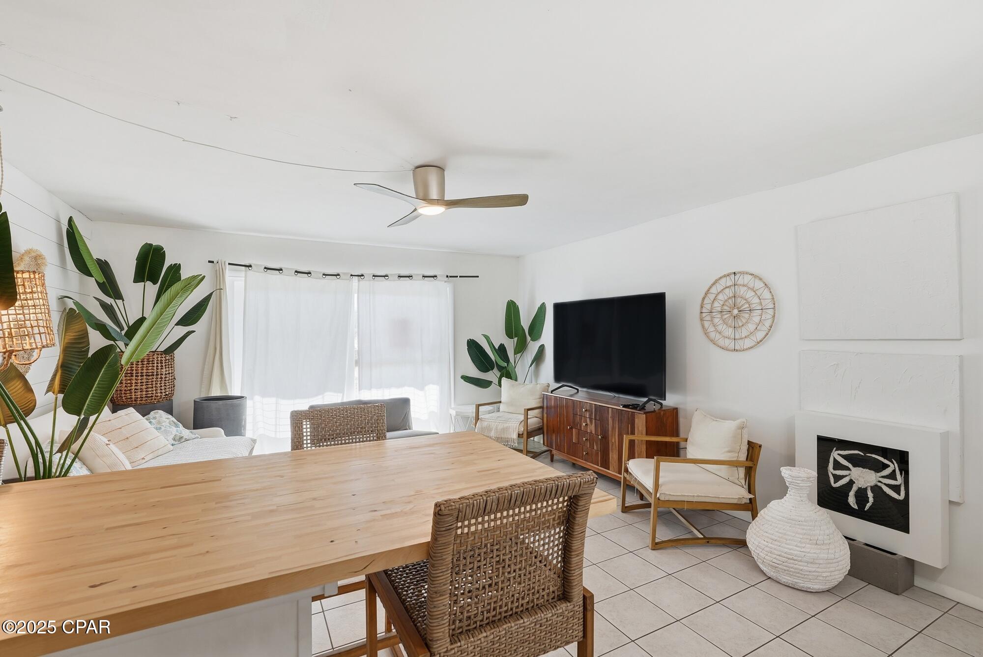 Image 24 For 8743 Thomas Drive  331