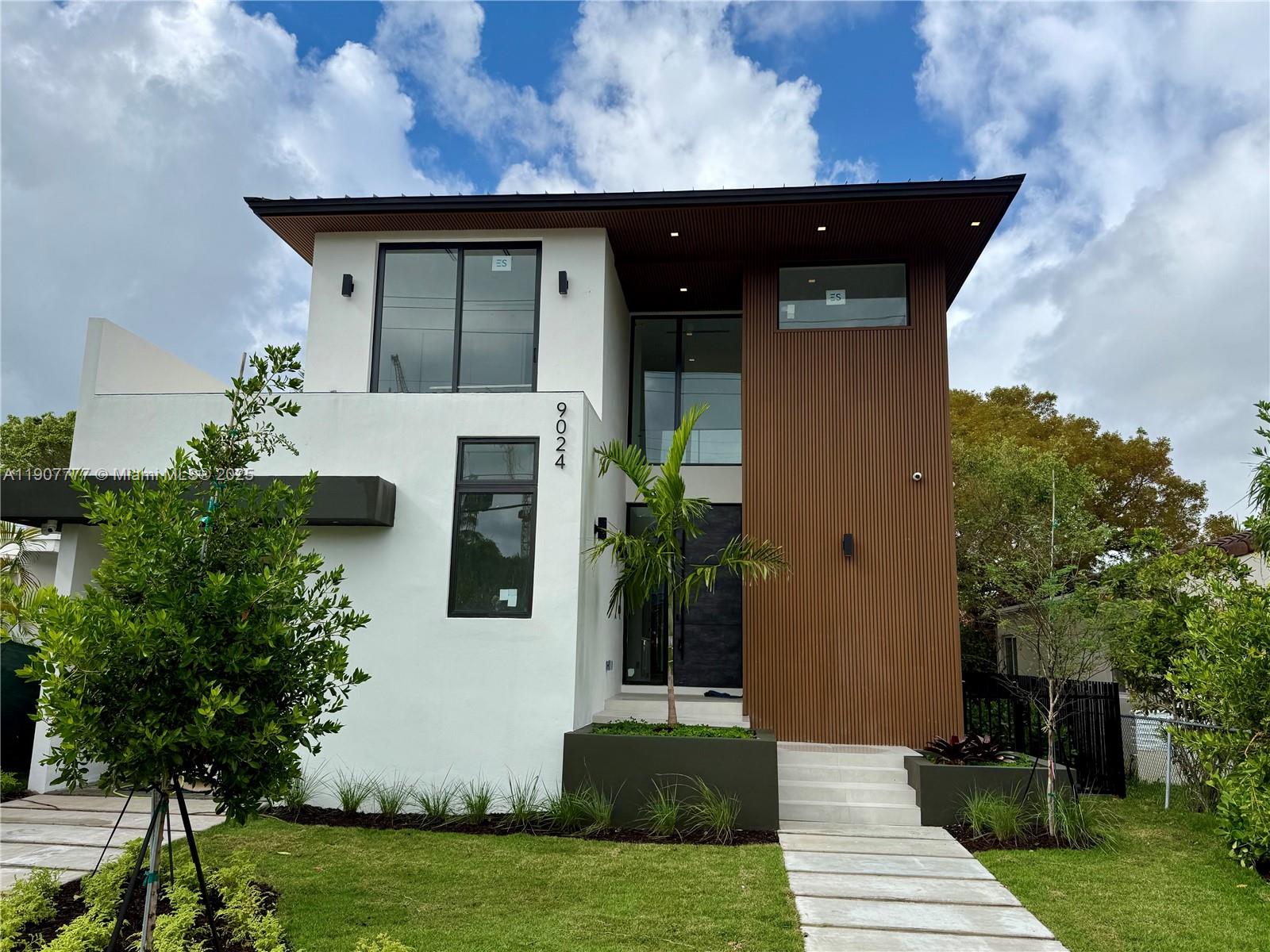 9024 Abbott Ave, Surfside, Florida 33154-3236