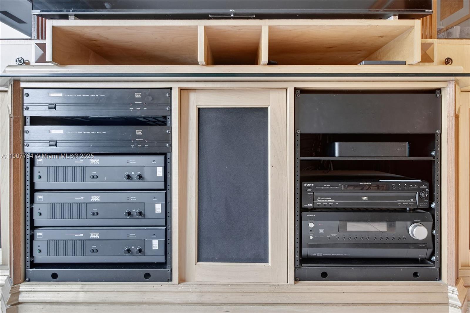 Homes for sale in Miami Lakes, FL | 15010 Dunbarton Pl, Miami Lakes, FL 33016 | MLS# A11907764