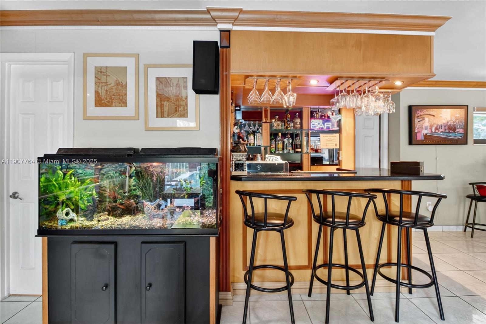 Homes for sale in Miami Lakes, FL | 15010 Dunbarton Pl, Miami Lakes, FL 33016 | MLS# A11907764