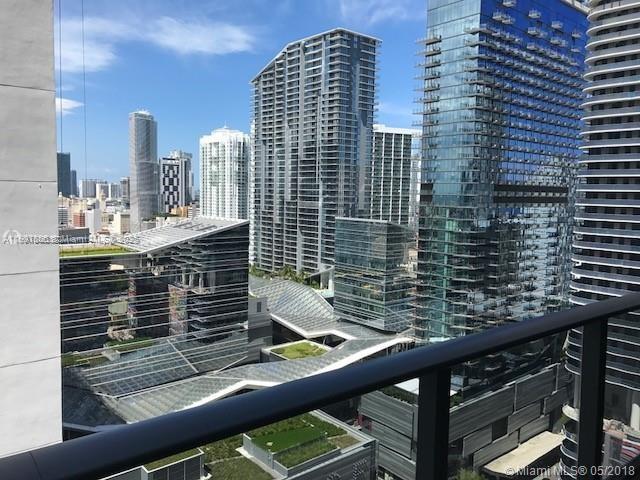 Apartamento para Alugar em Miami, FL
