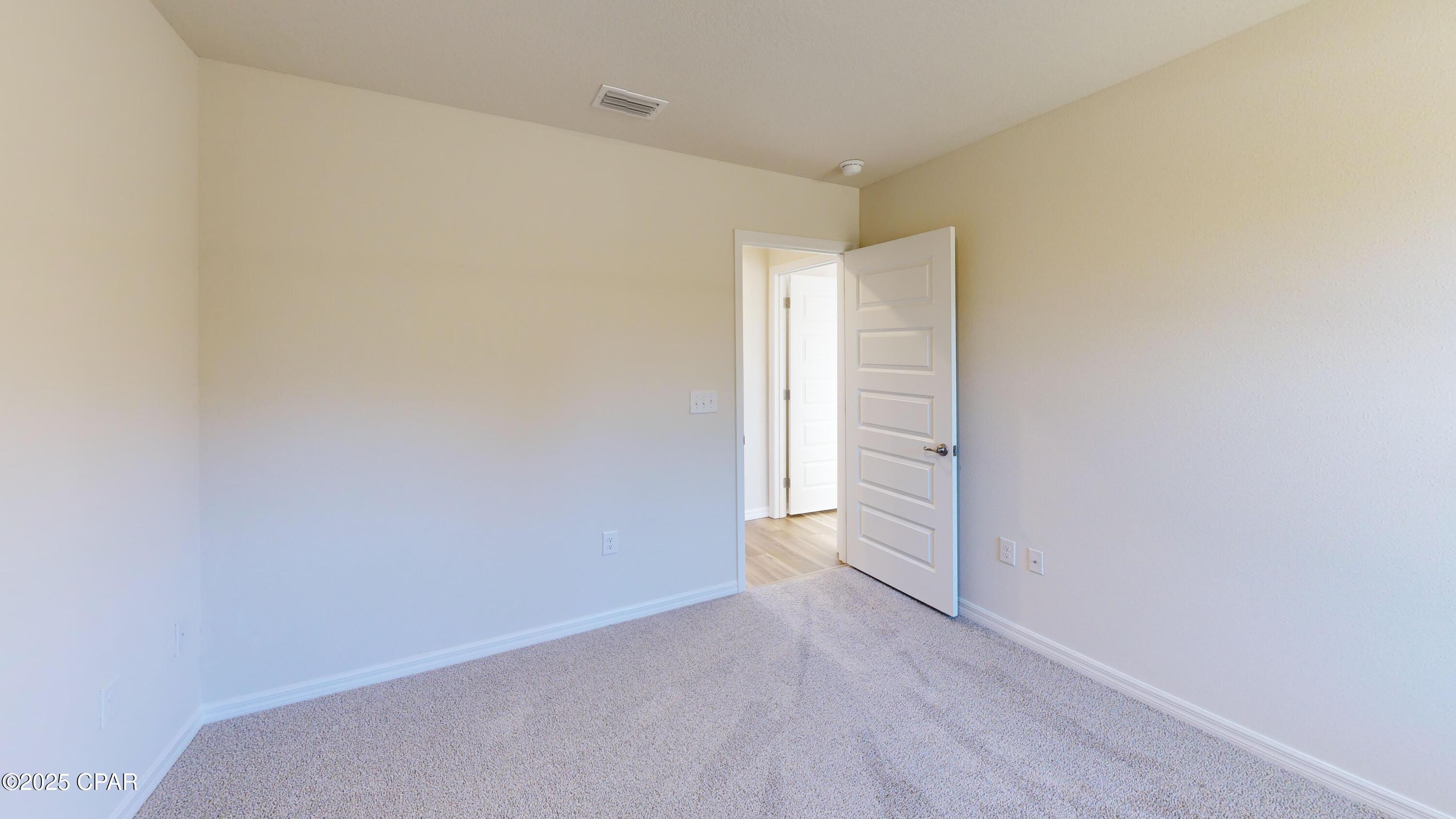 Image 8 For 3888 Bricknell Avenue