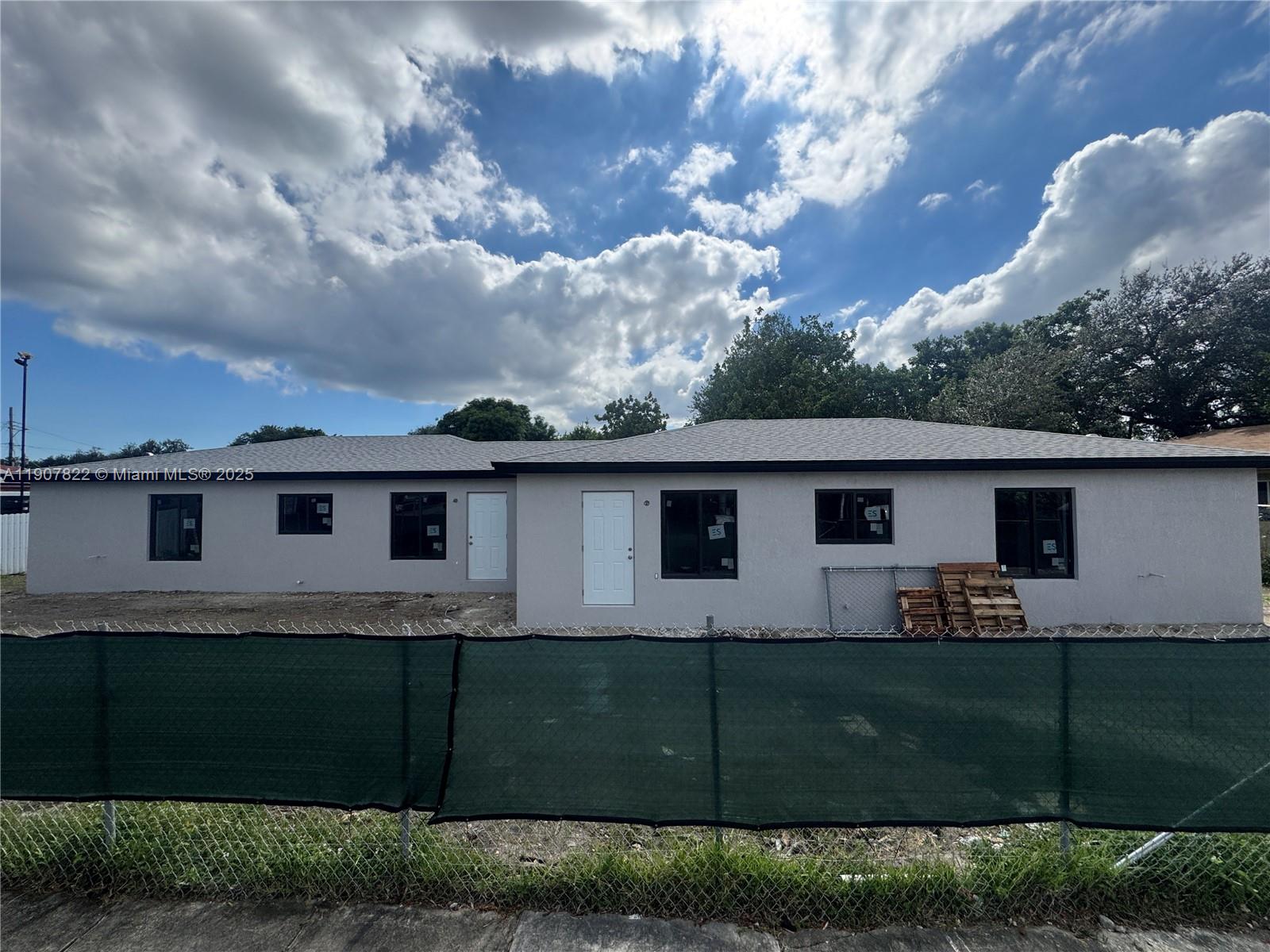 Pl Of Little River Garden