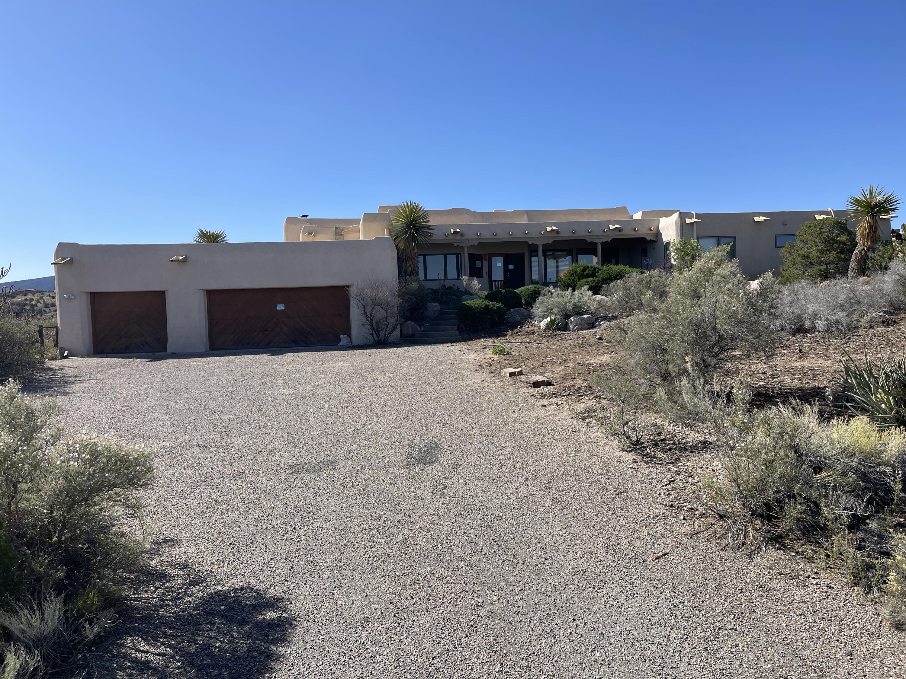 194 Camino Barranca, Placitas