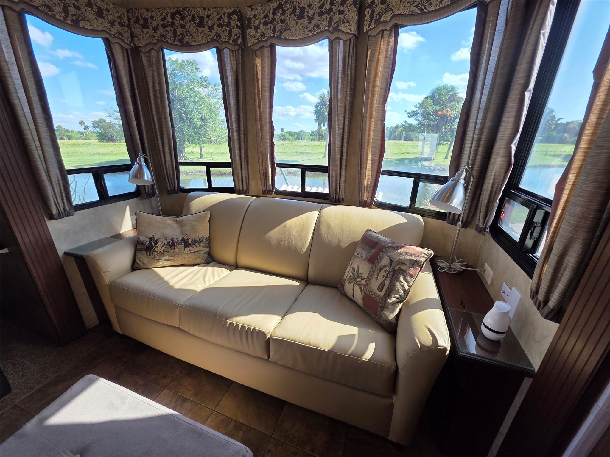 Homes for sale in Okeechobee, FL | 5274 Se 67Th Ave, Okeechobee, FL 34974 | MLS# F10534955