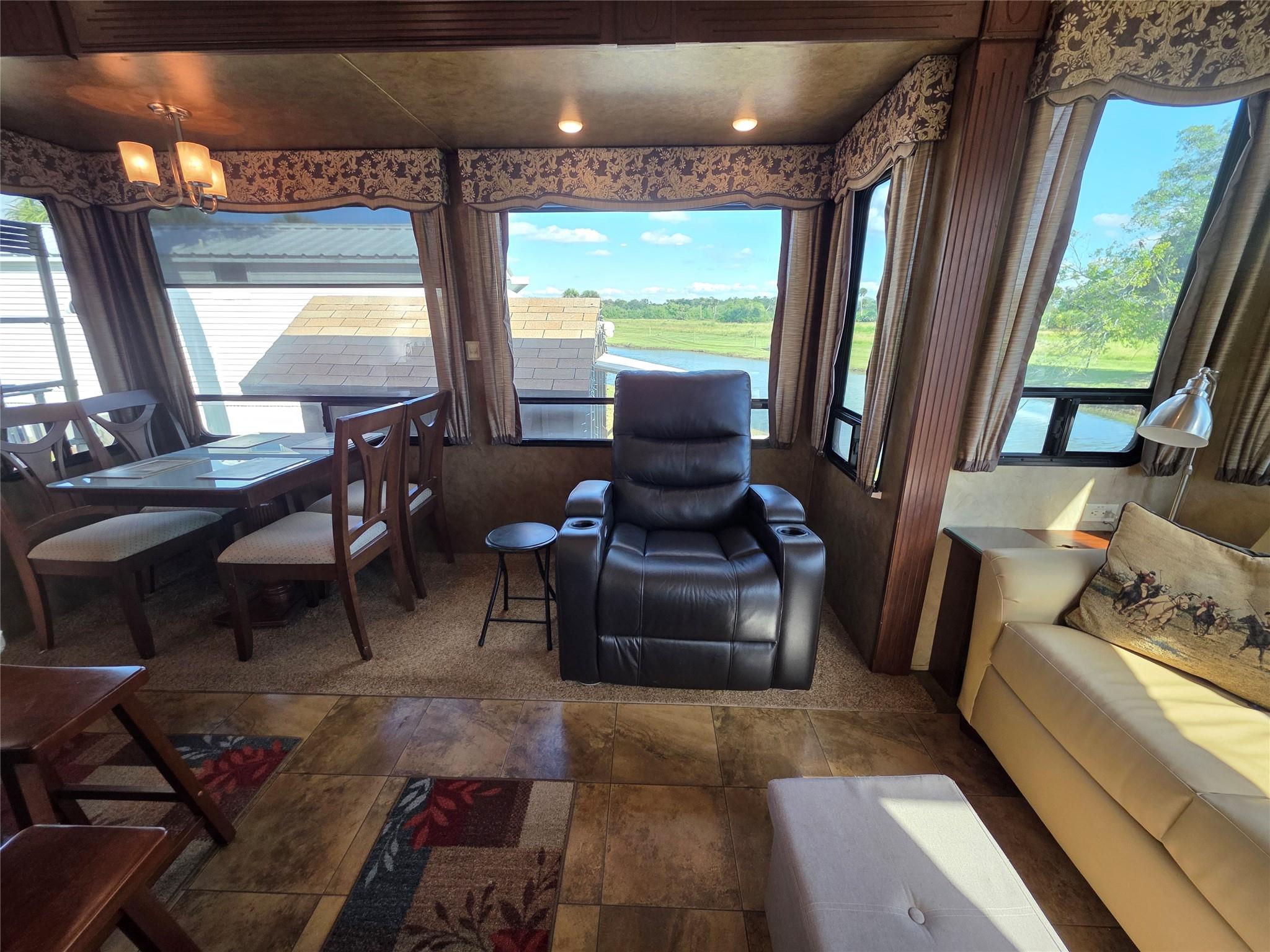 Homes for sale in Okeechobee, FL | 5274 Se 67Th Ave, Okeechobee, FL 34974 | MLS# F10534955