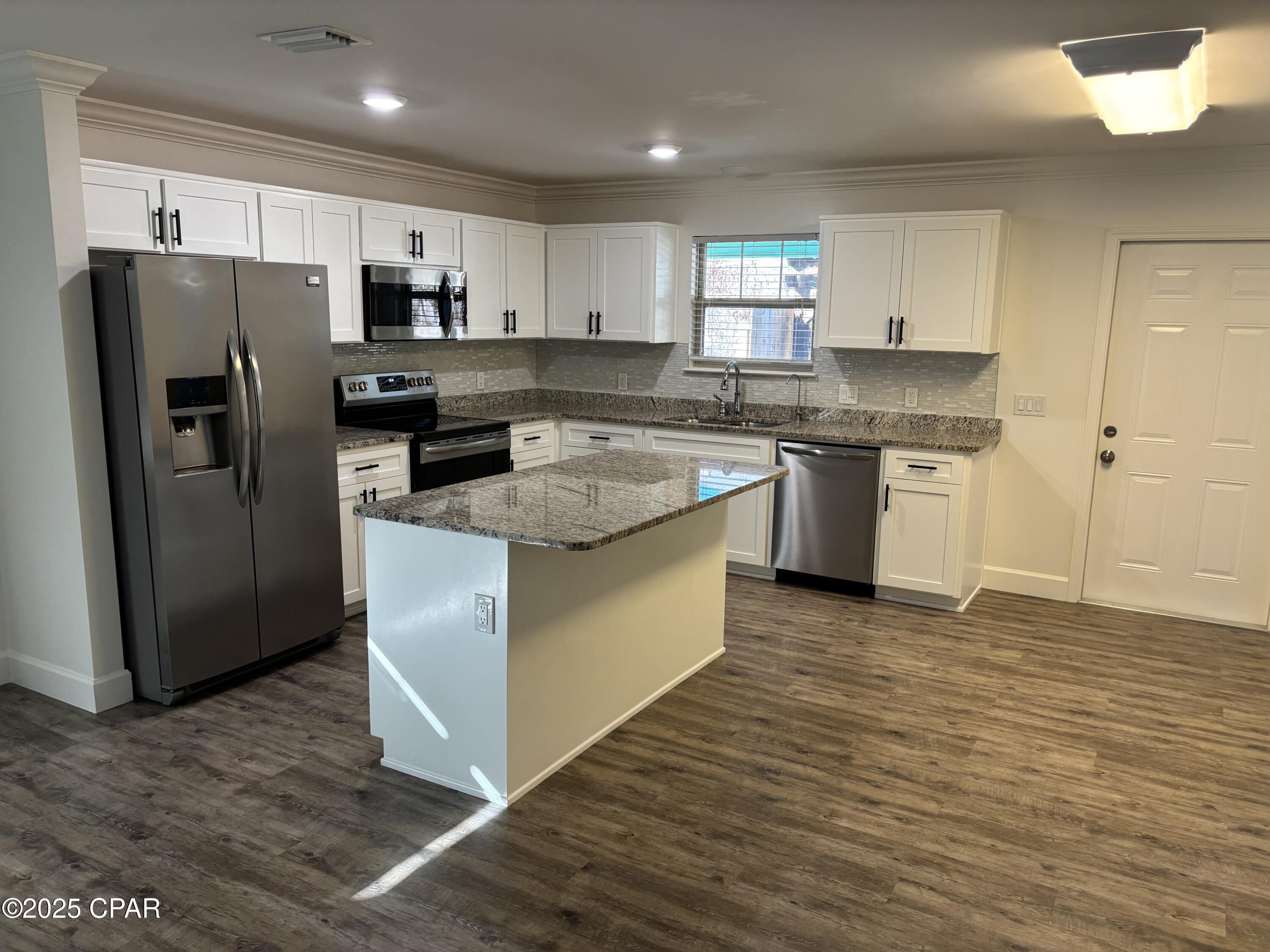 Image 4 For 2616 Redwood Street