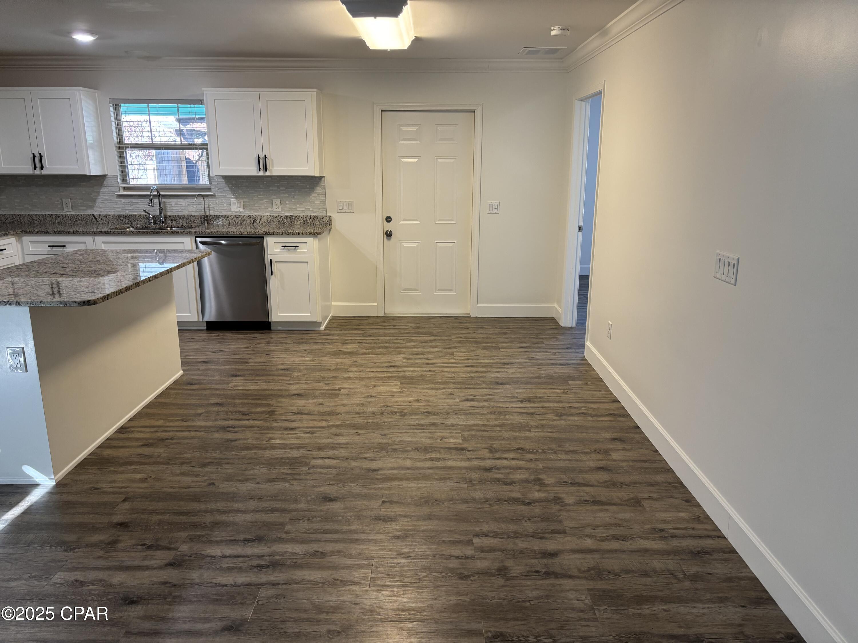 Image 6 For 2616 Redwood Street