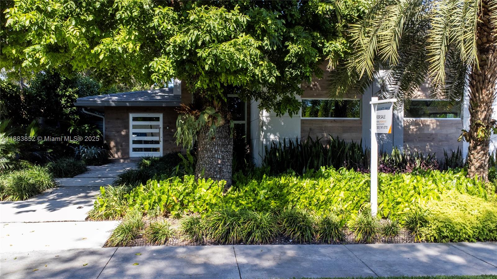 Bay Heights 1St Addn