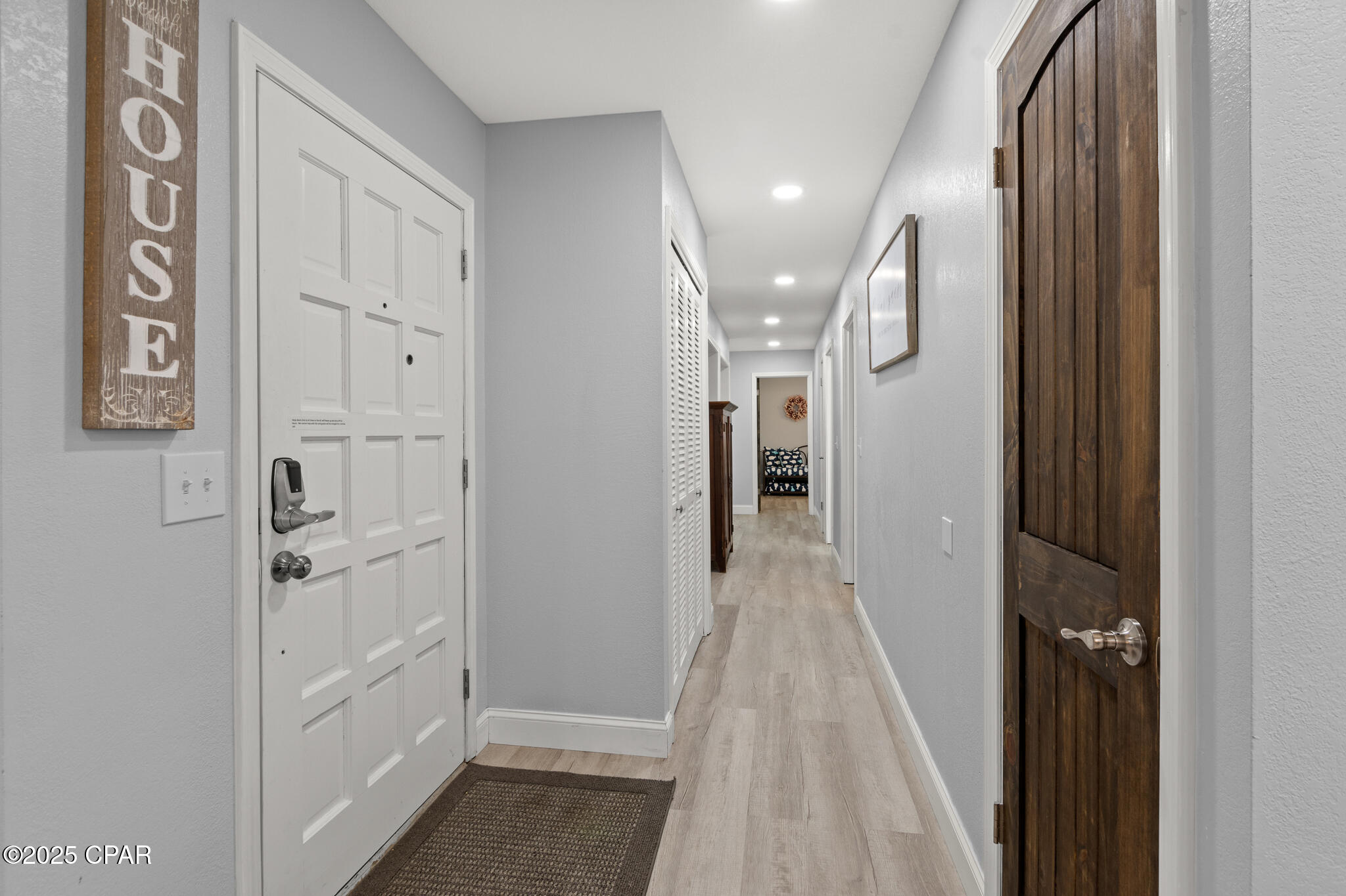 Image 2 For 8829 Lagoon Drive