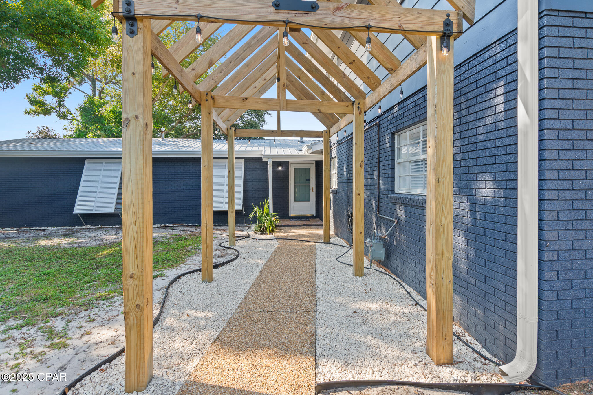 Image 5 For 8829 Lagoon Drive