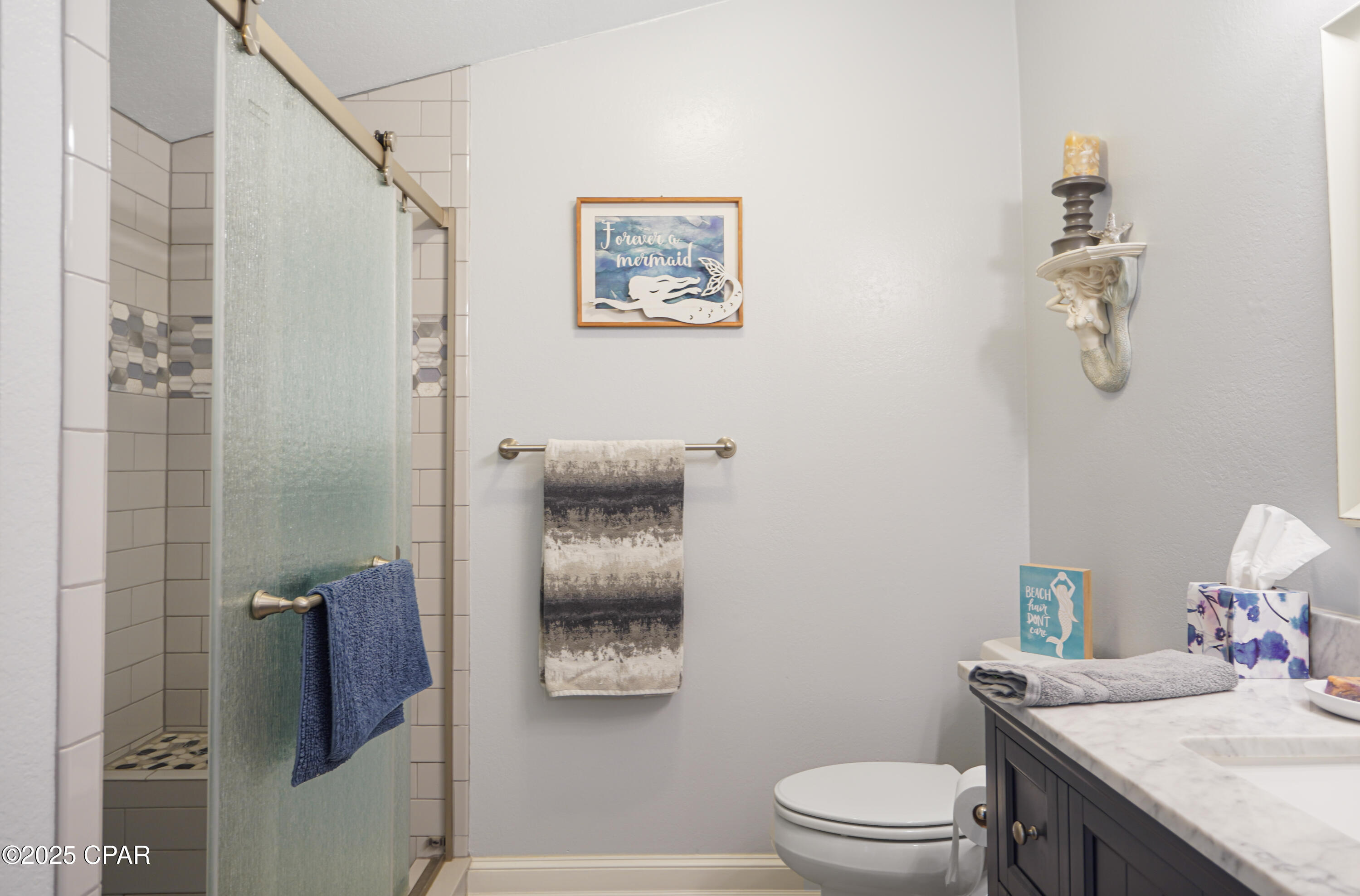 Image 25 For 22400 Front Beach Road 28