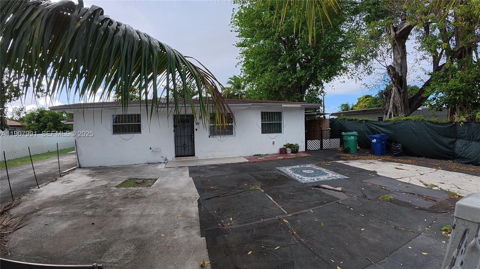 Venetian Gardens Acrespb